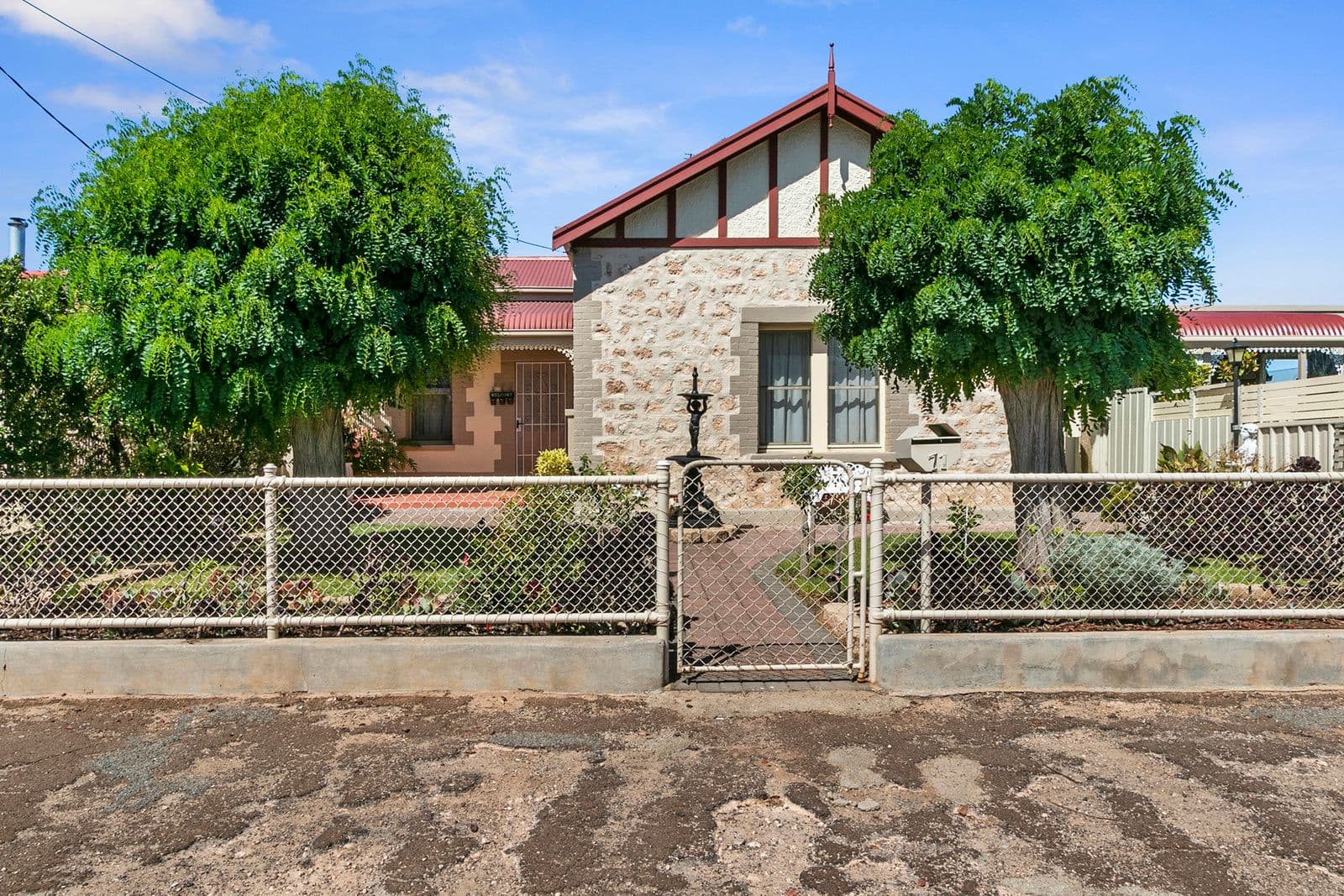 71 Robert Street, Moonta SA 5558, Moonta - Image 1