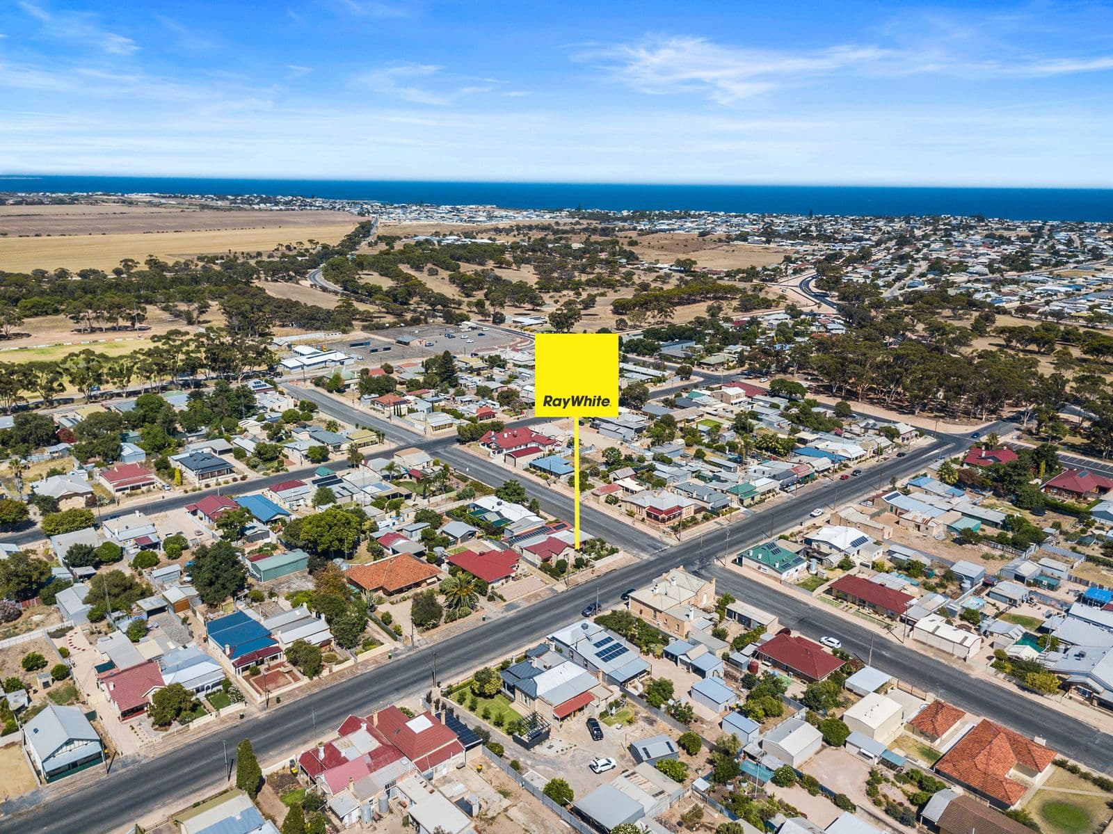 71 Robert Street, Moonta SA 5558, Moonta - Thumbnail 2