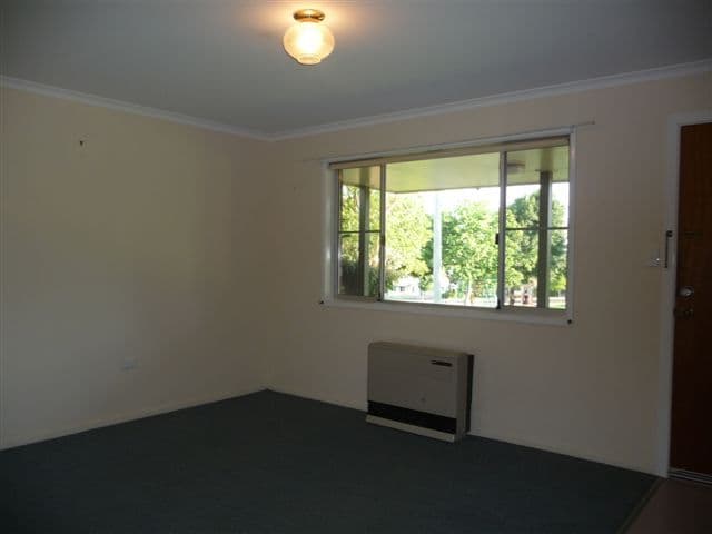 5 Montana Street, WILSONTON HEIGHTS QLD 4350, Wilsonton Heights - Thumbnail 4