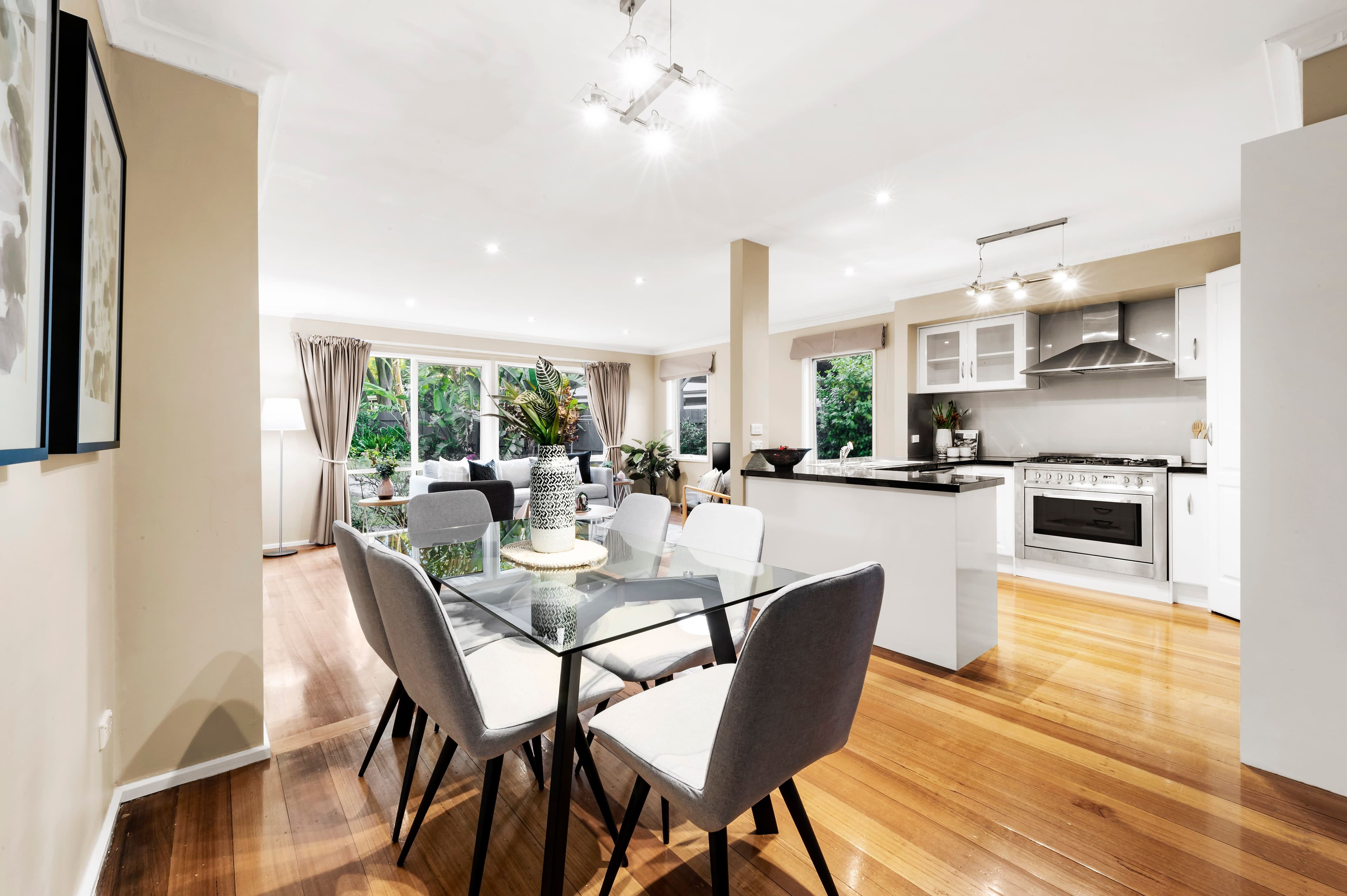 14 Dudley Avenue, Wantirna VIC 3152, Wantirna - Thumbnail 4