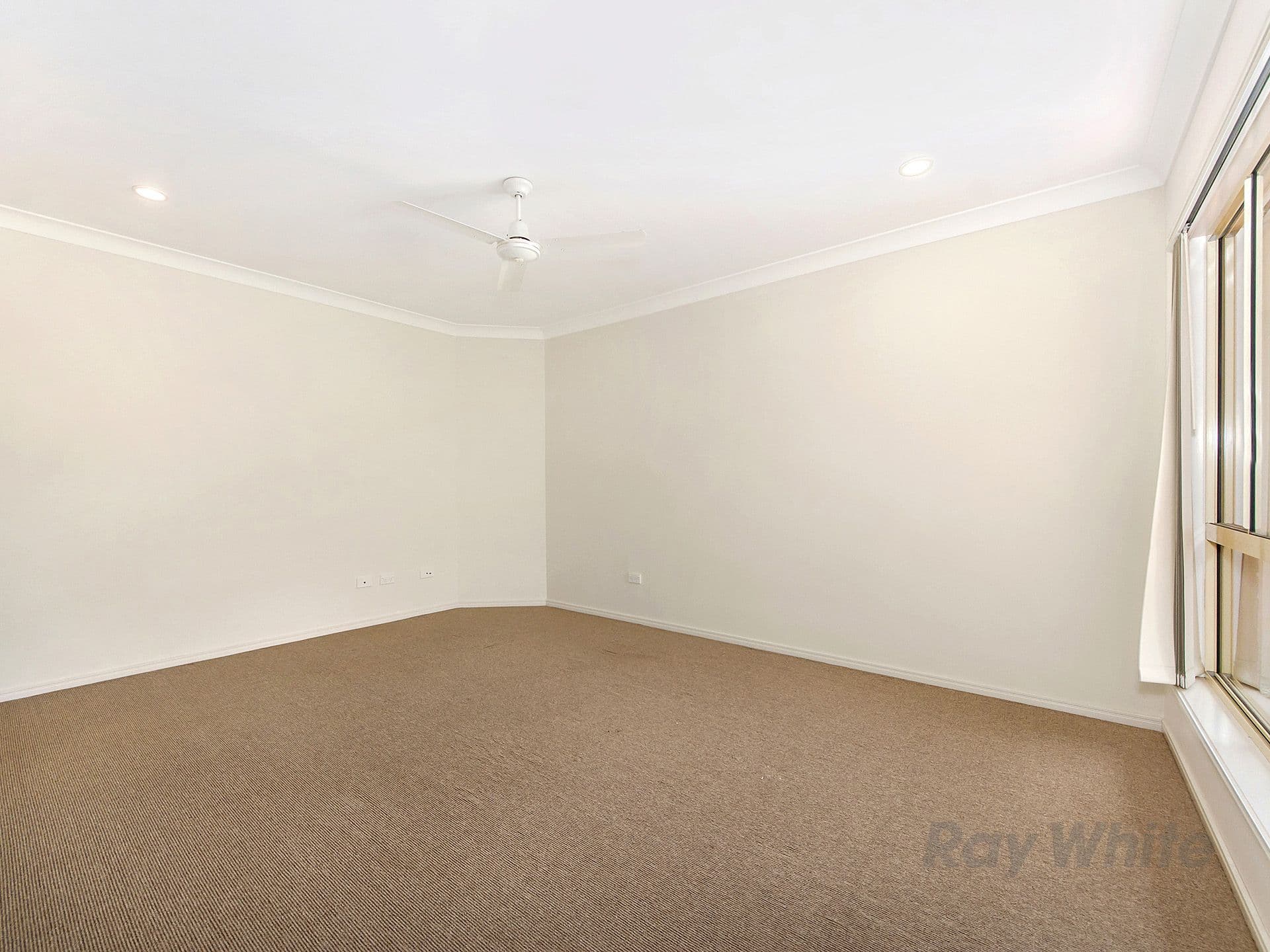 4 Eumundi Street, Ormeau QLD 4208, Ormeau - Thumbnail 5