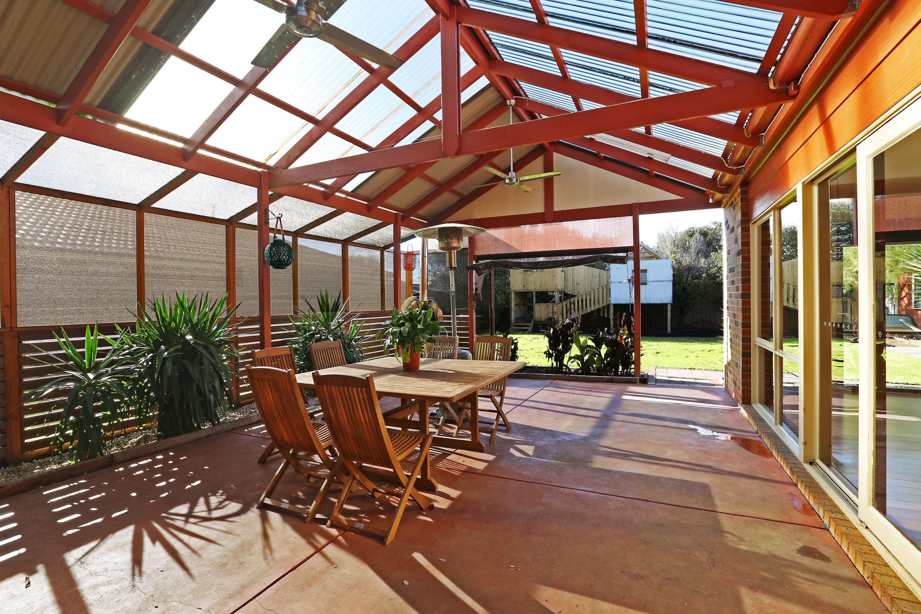 11 Melinda Court, Lara VIC 3212, Lara - Thumbnail 2