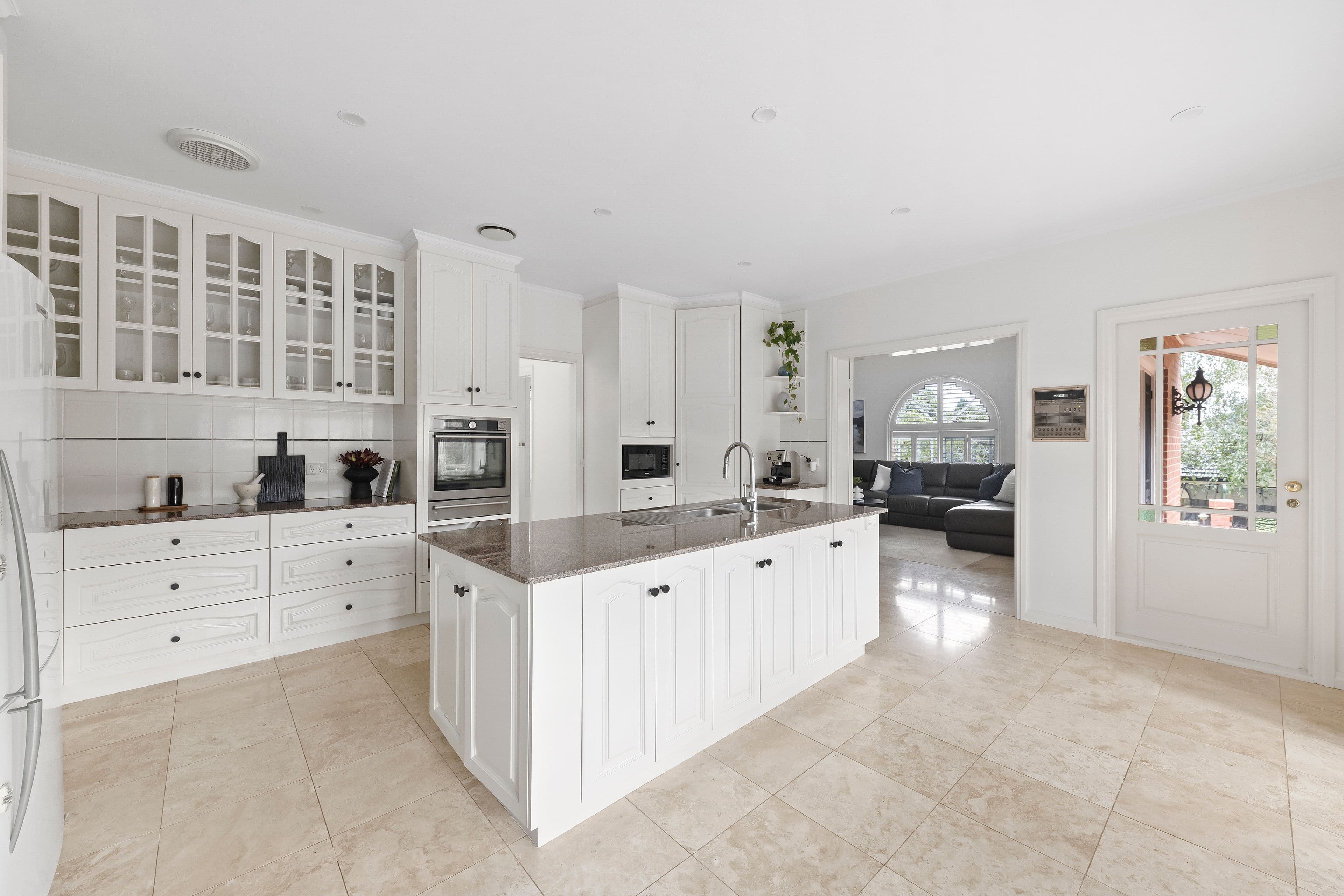 63 Narrak Road, Balwyn VIC 3103, Balwyn - Thumbnail 6