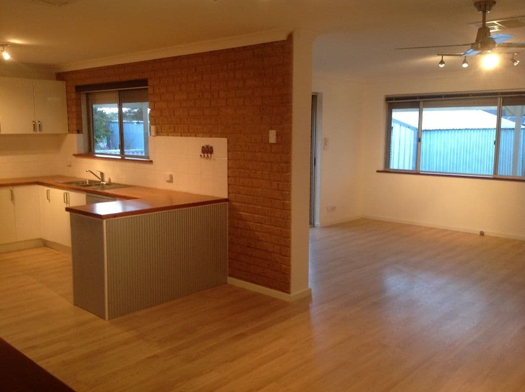 21 Whitworth Drive, SUNSET BEACH WA 6530, Sunset Beach - Thumbnail 4