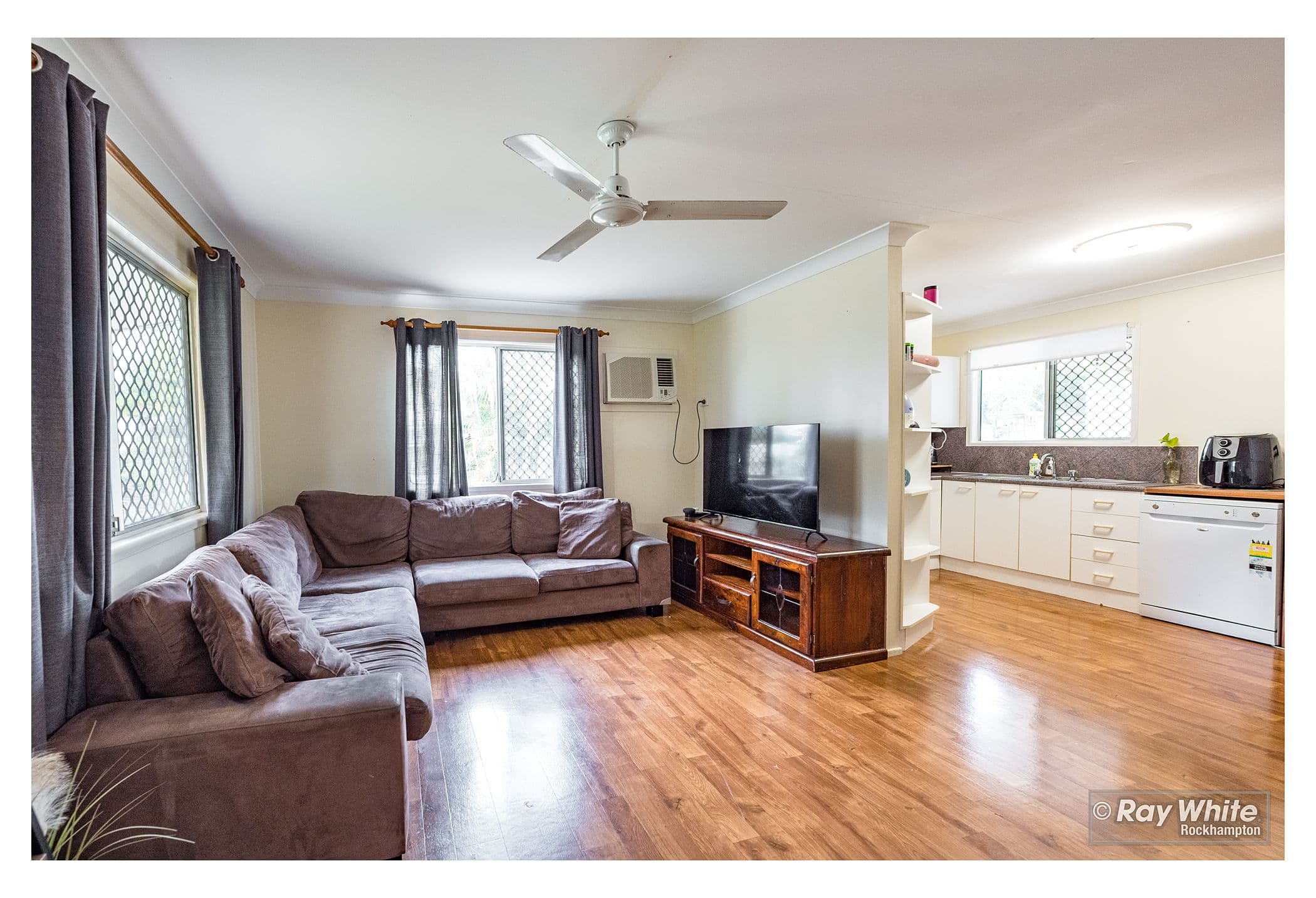 11 Fenwick Street, Gracemere QLD 4702, Gracemere - Thumbnail 5