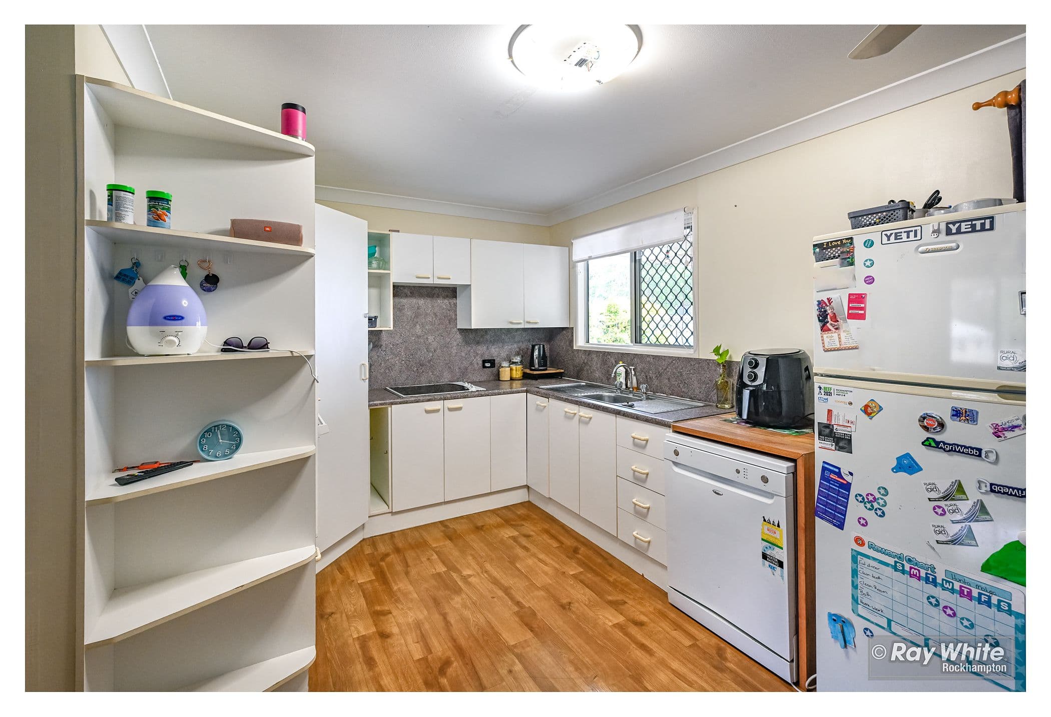 11 Fenwick Street, Gracemere QLD 4702, Gracemere - Thumbnail 6