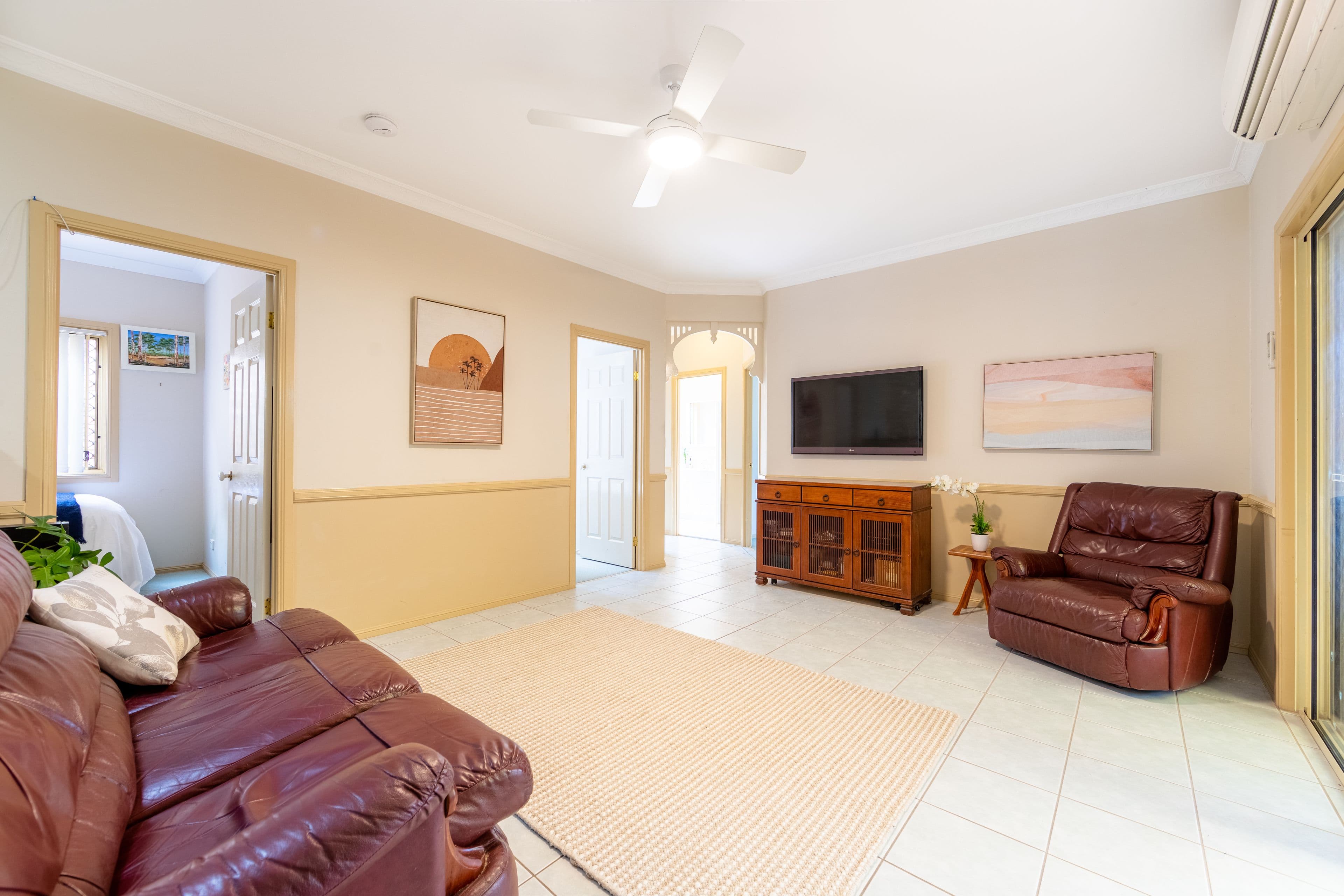 7 Majorca Crescent, Varsity Lakes QLD 4227, Varsity Lakes - Thumbnail 4