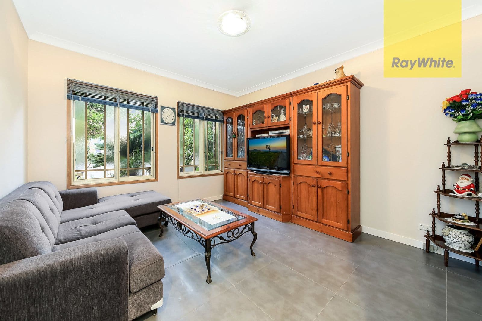 17 First Street, Granville - Thumbnail 3