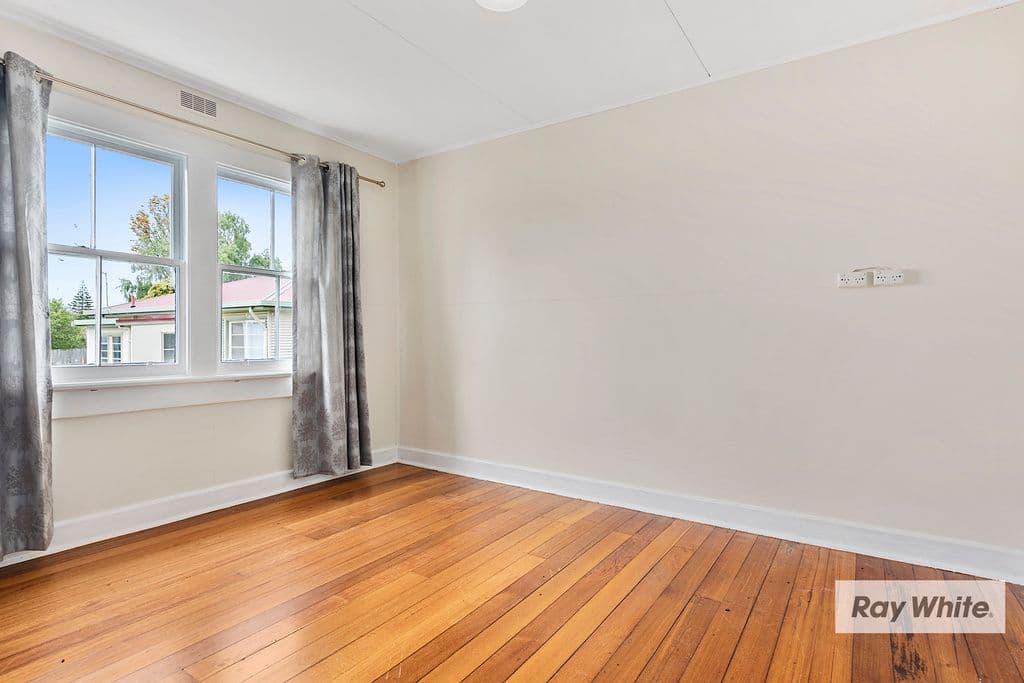25 Hogg Street, Wynyard TAS 7325, Wynyard - Thumbnail 7