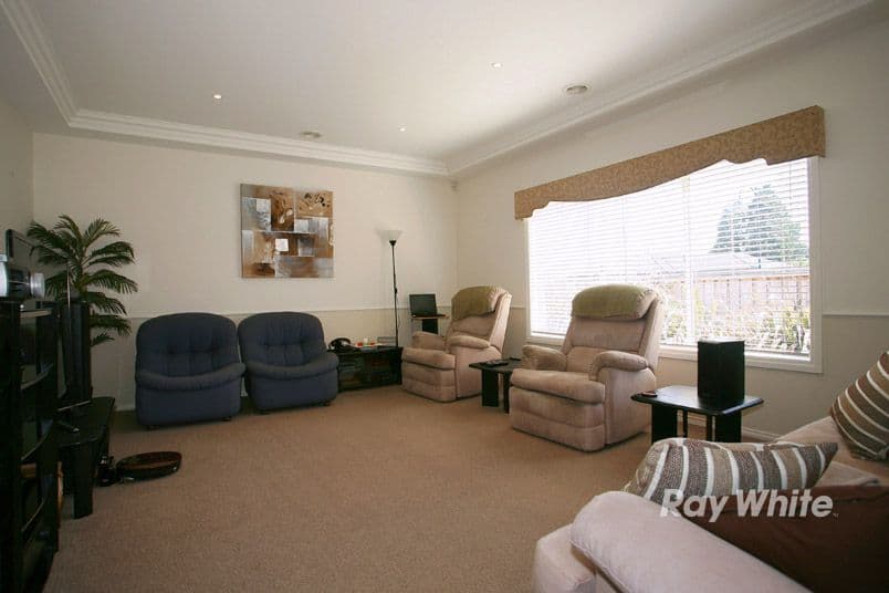 1 Hawkshead Place, CRANBOURNE NORTH VIC 3977, Cranbourne North - Thumbnail 3