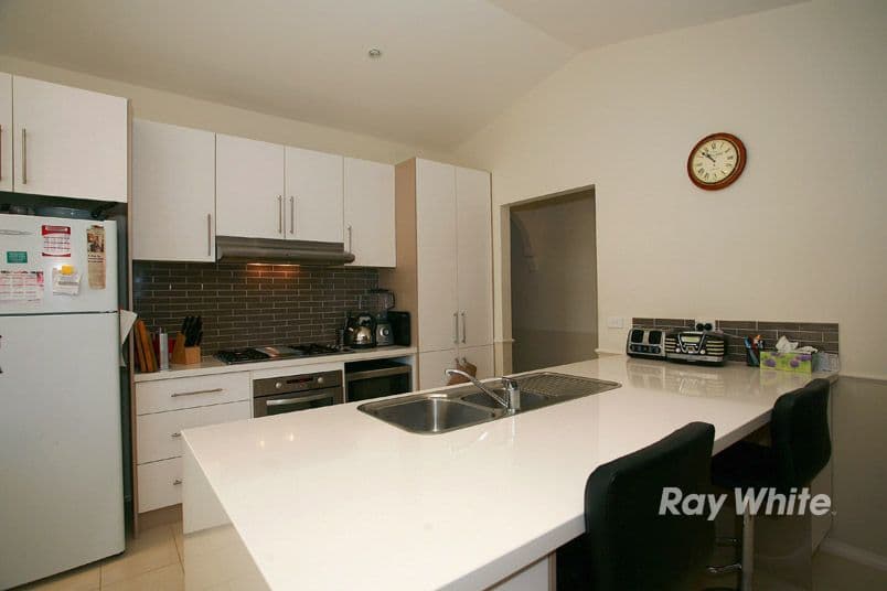 1 Hawkshead Place, CRANBOURNE NORTH VIC 3977, Cranbourne North - Thumbnail 6