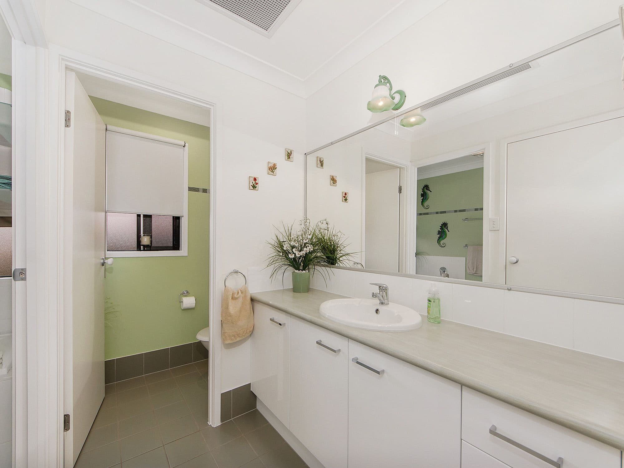 32 Greenleaf Street, Upper Coomera QLD 4209, Upper Coomera - Thumbnail 6
