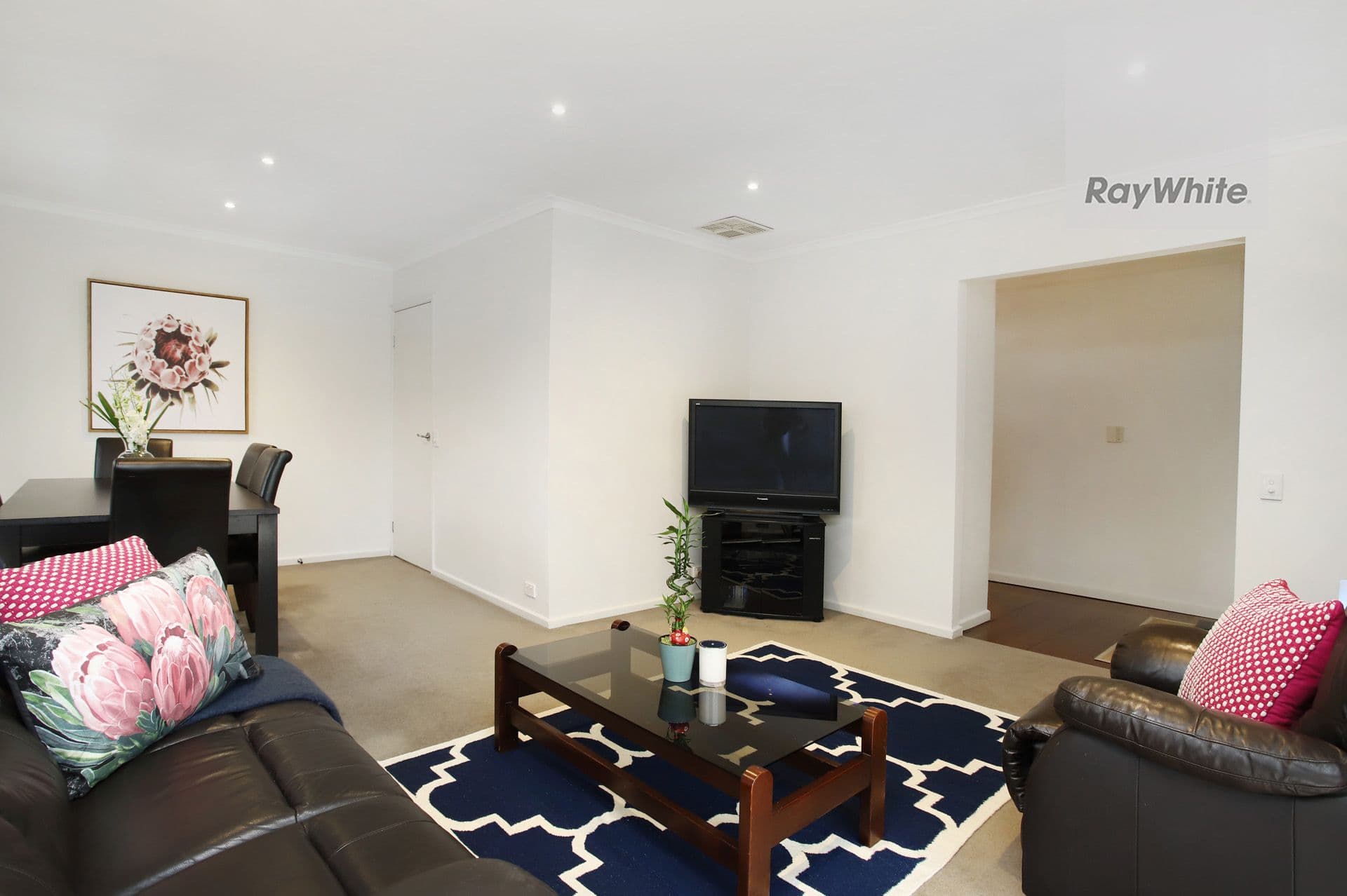 10 Pyke Drive, Gladstone Park VIC 3043, Gladstone Park - Thumbnail 3