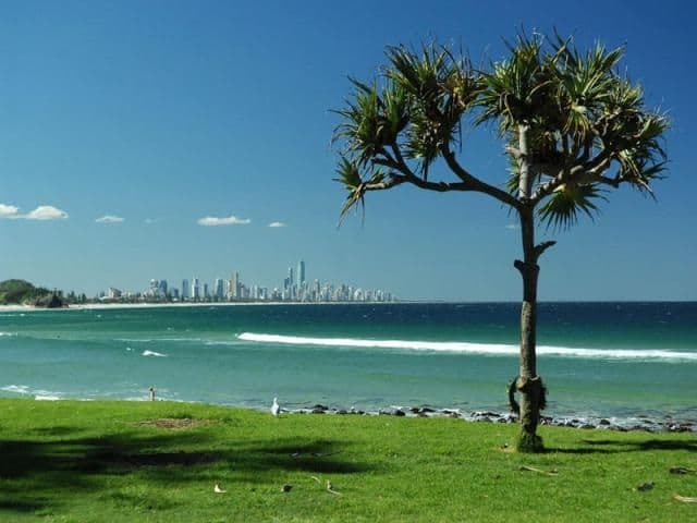26 Goodwin Terrace, BURLEIGH HEADS QLD 4220, Burleigh Heads - Thumbnail 3