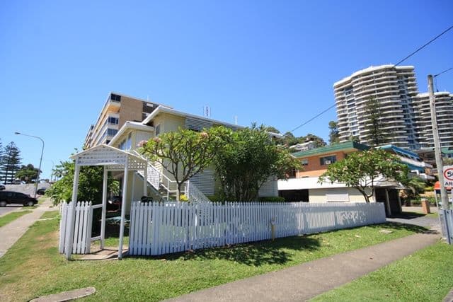 26 Goodwin Terrace, BURLEIGH HEADS QLD 4220, Burleigh Heads - Thumbnail 5