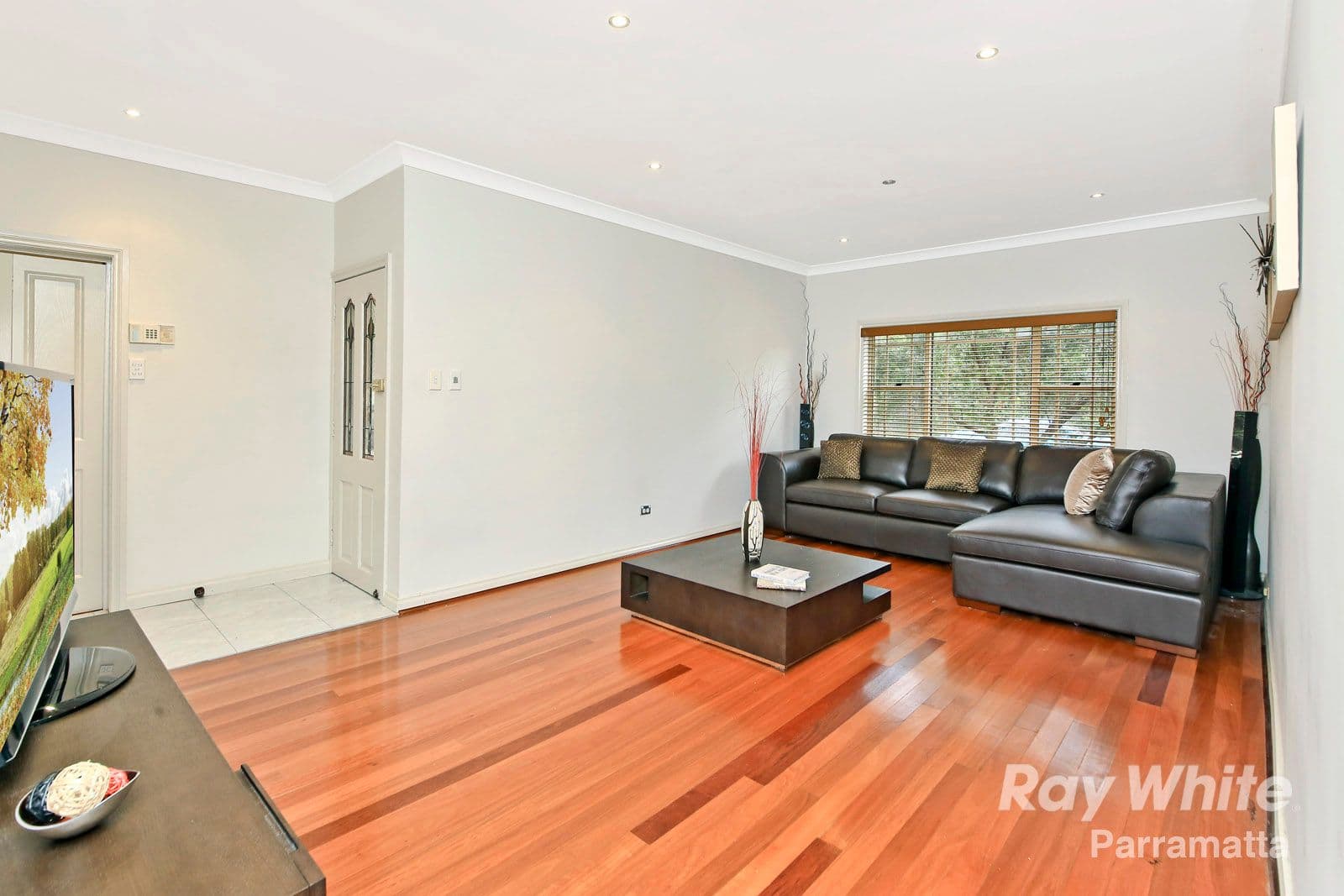 5 Telfer Place, Westmead - Thumbnail 2