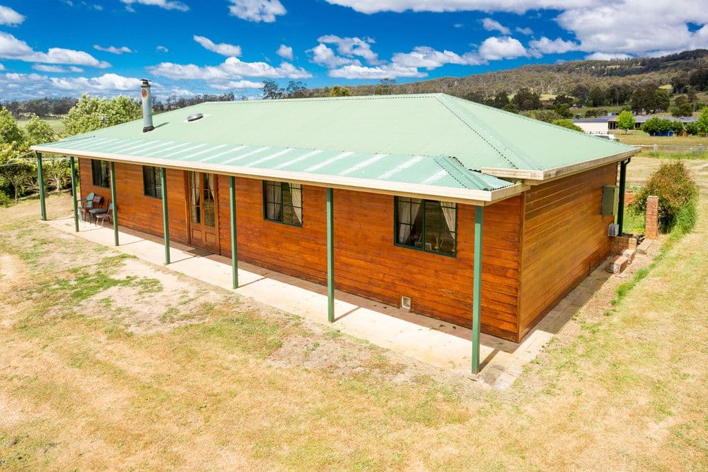 404 Loop Road, Glengarry TAS 7275, Glengarry - Thumbnail 2