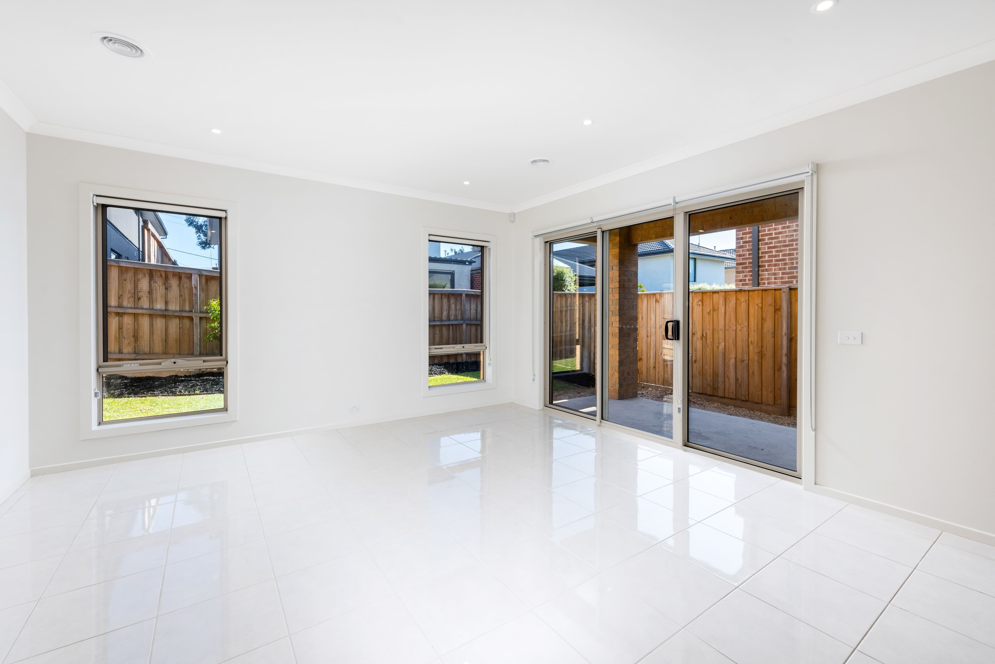 15 Danthonia Street, Coburg North VIC 3058, Coburg North - Thumbnail 2