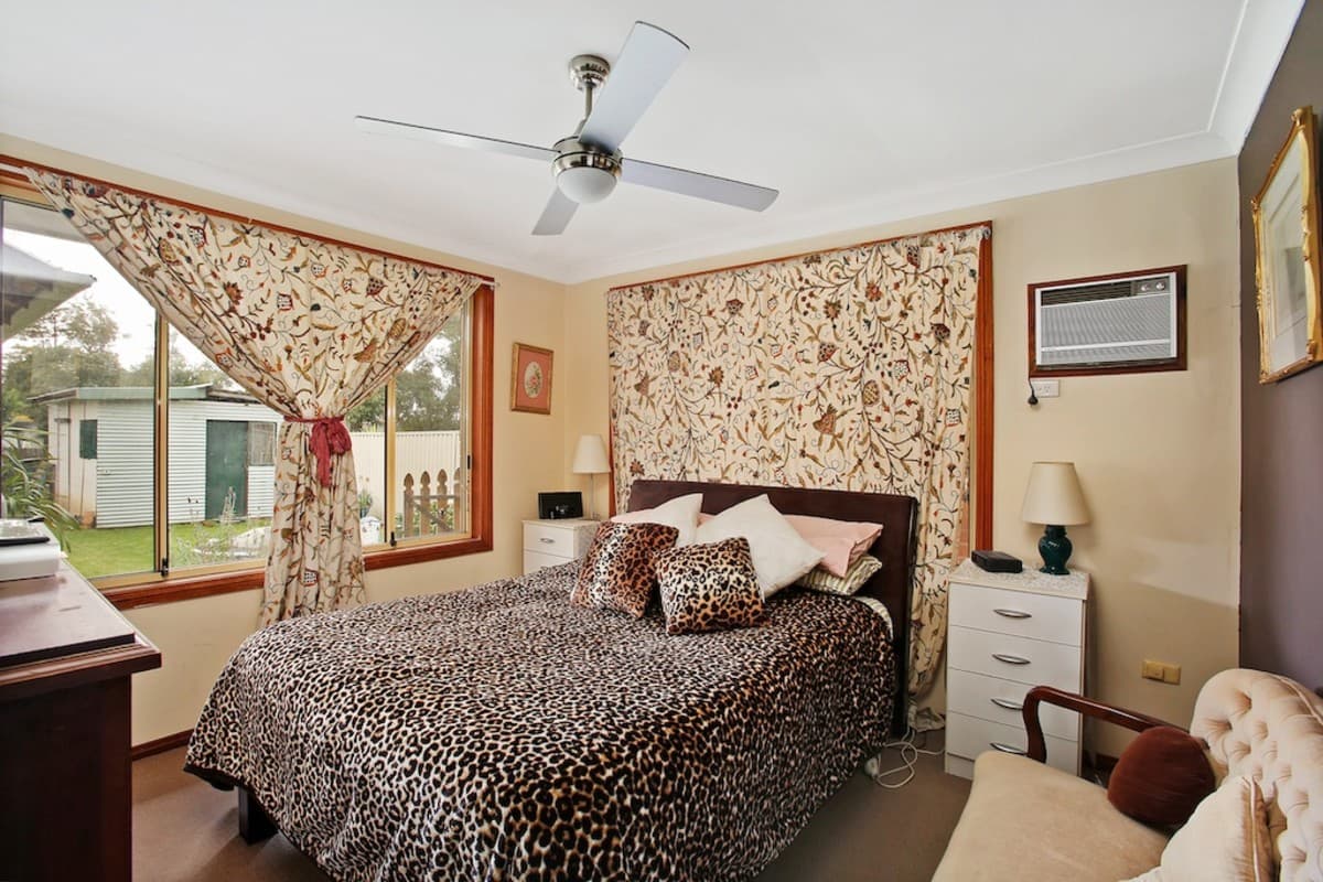 8 Dutton Road, BUXTON, Buxton - Image 1