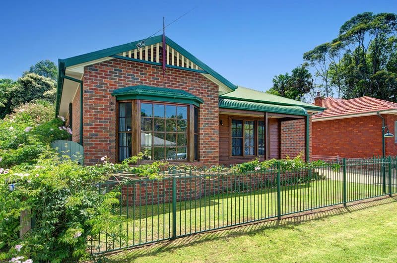 11a Lachlan Street, THIRROUL NSW 2515, Thirroul - Image 1