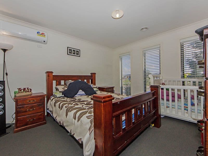 8 Shadbush Court, Truganina VIC 3029, Truganina - Thumbnail 2