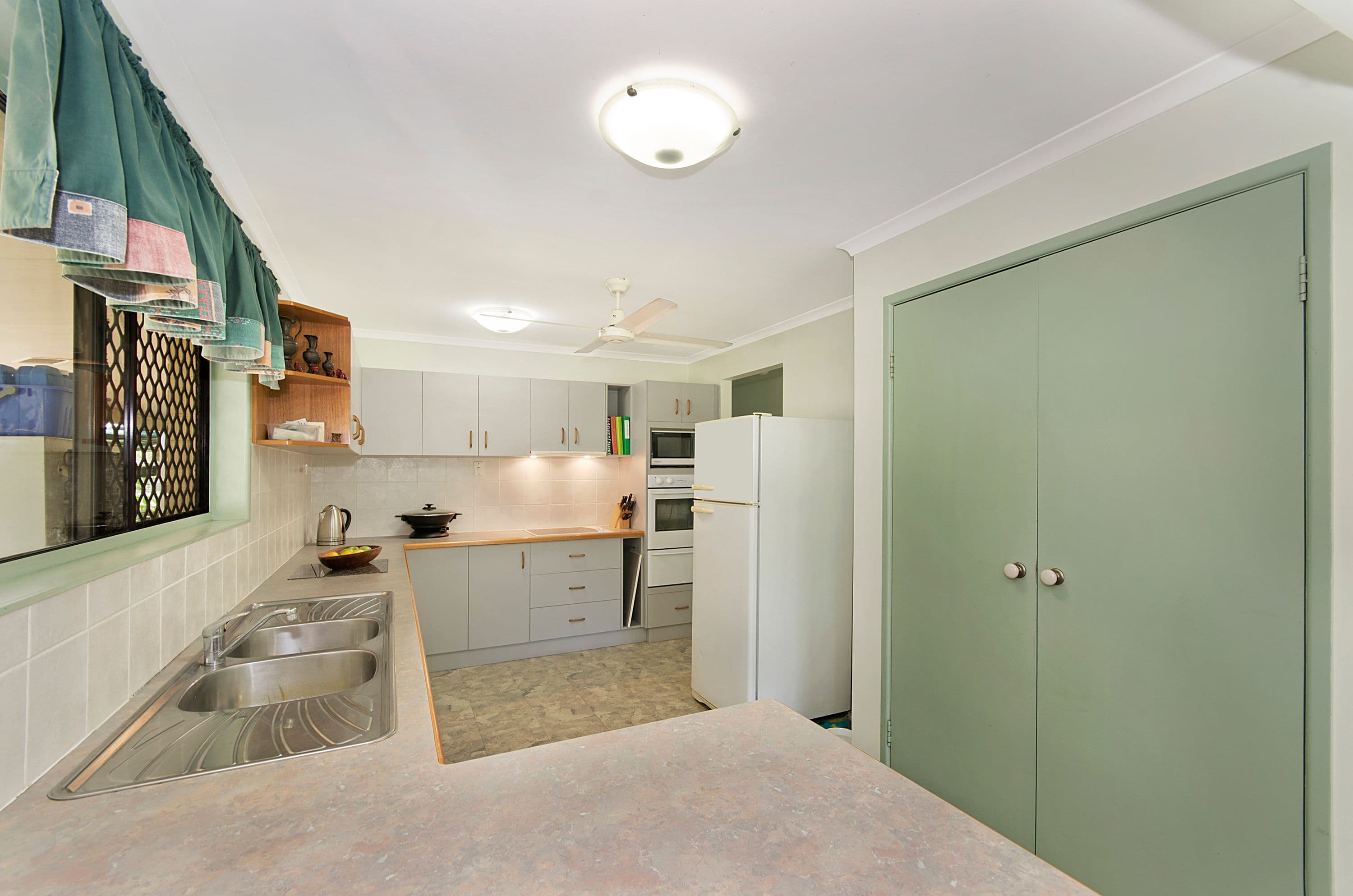 6 Bernborough Court, Kelso QLD 4815, Kelso - Thumbnail 4