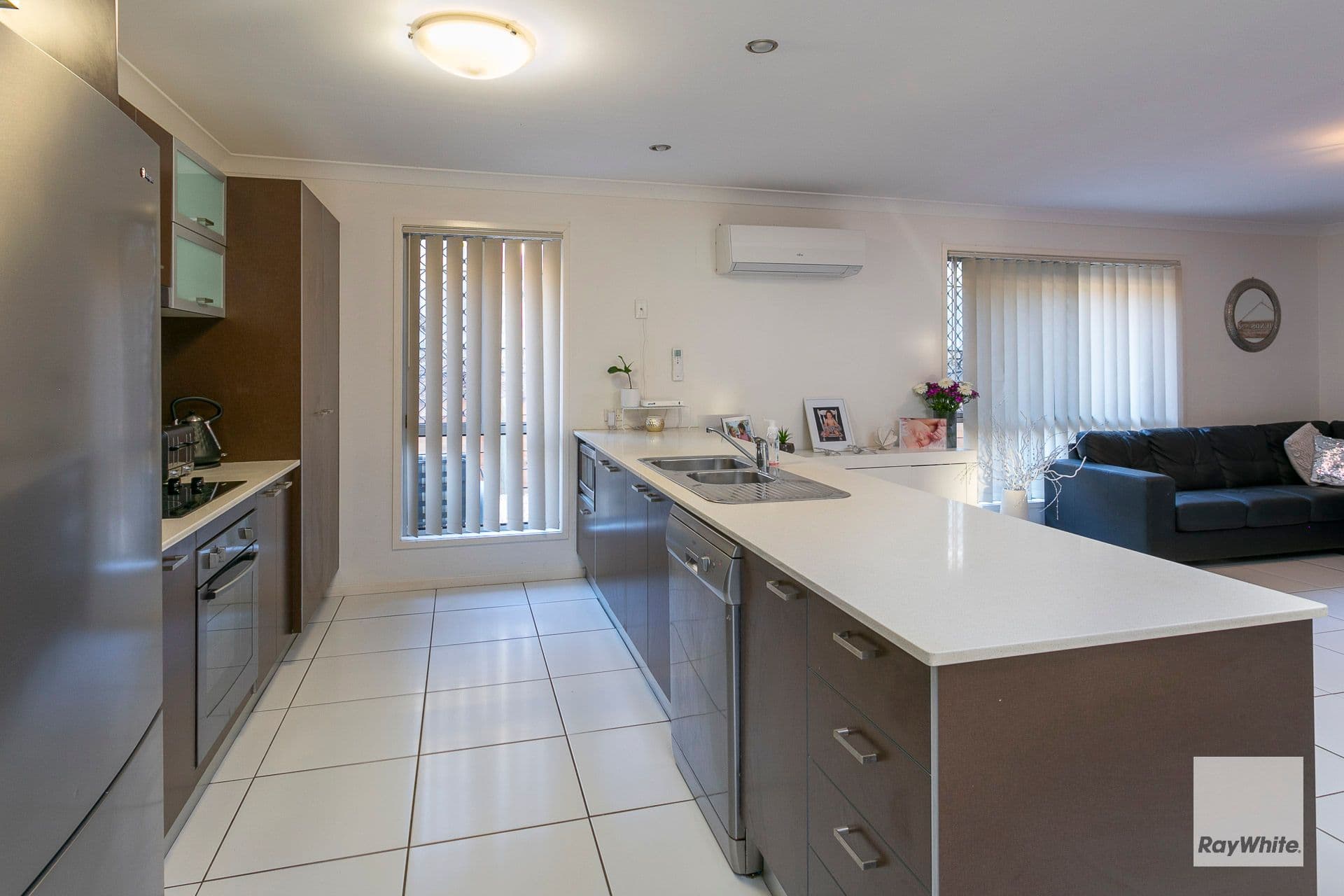 49 Pelorus Street, Redland Bay QLD 4165, Redland Bay - Thumbnail 2