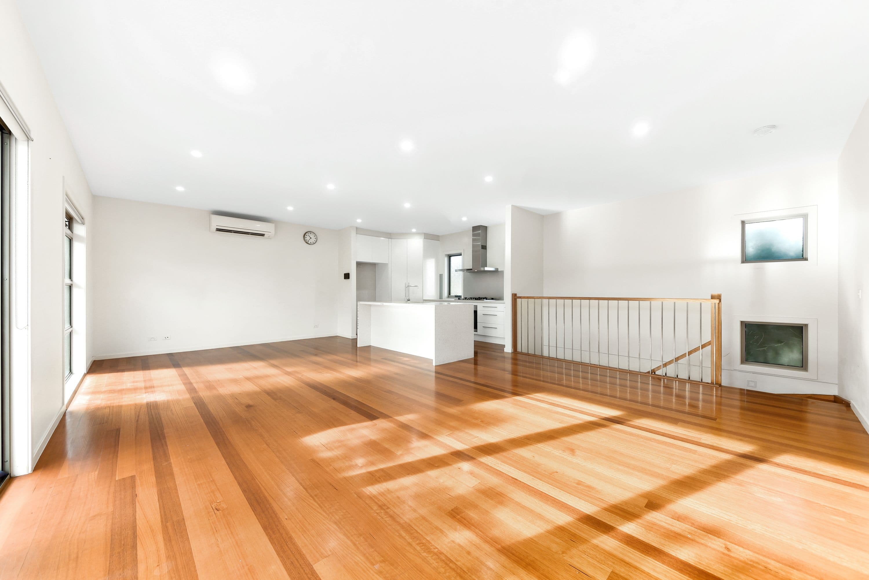 21 Thomas Street, Clayton VIC 3168, Clayton - Thumbnail 3