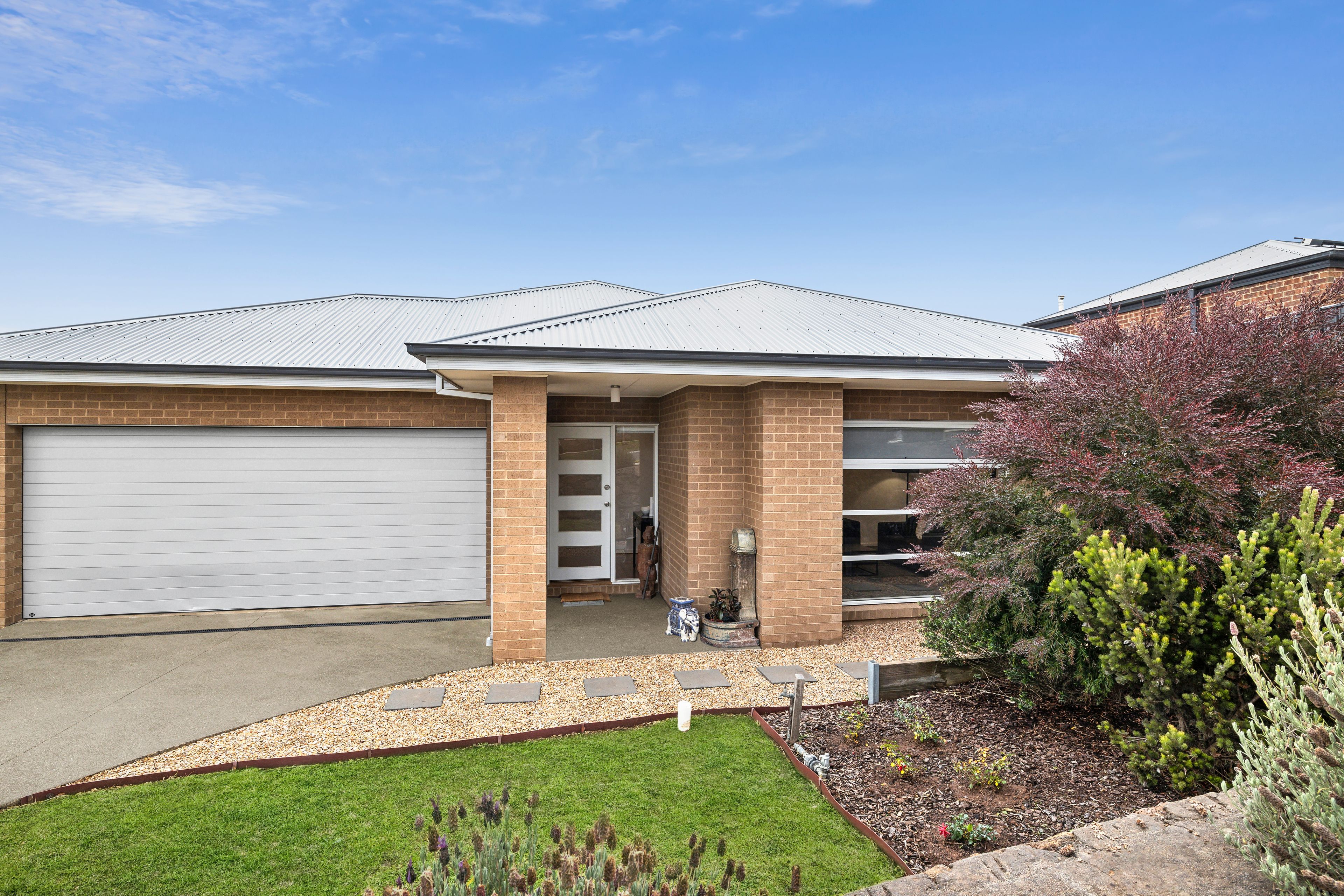 3 Hale Crescent, Kyneton VIC 3444, Kyneton - Image 1