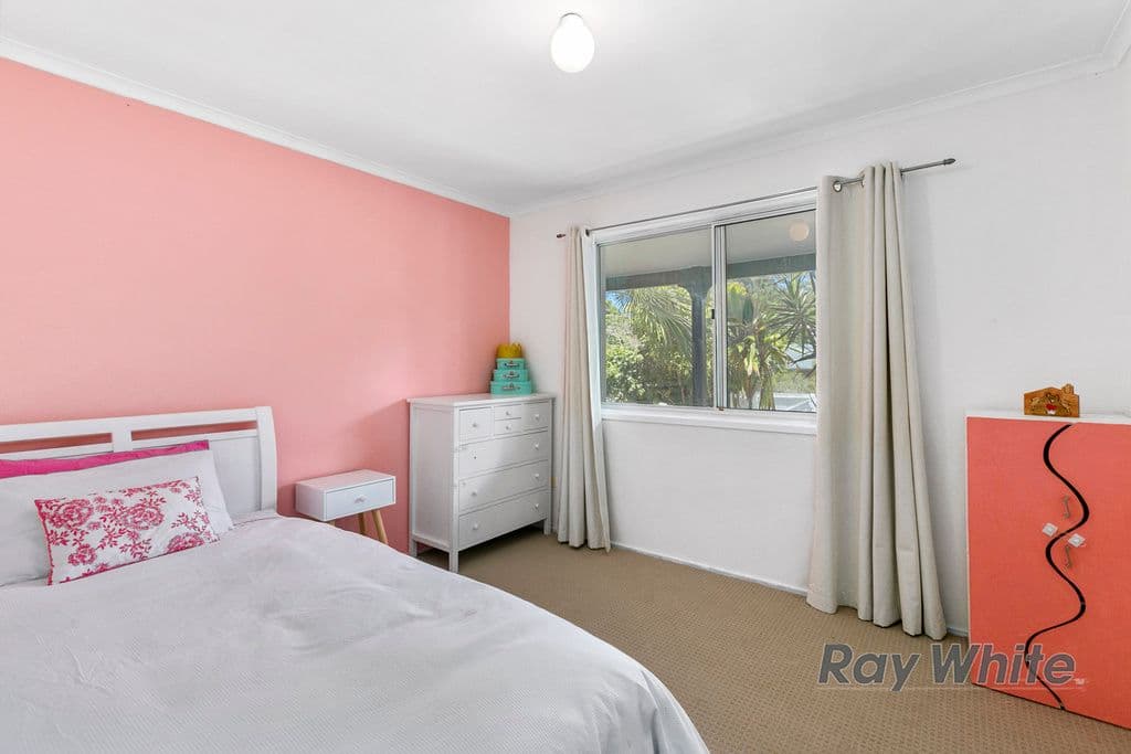 90 Cumberland Drive, Alexandra Hills QLD 4161, Alexandra Hills - Thumbnail 6