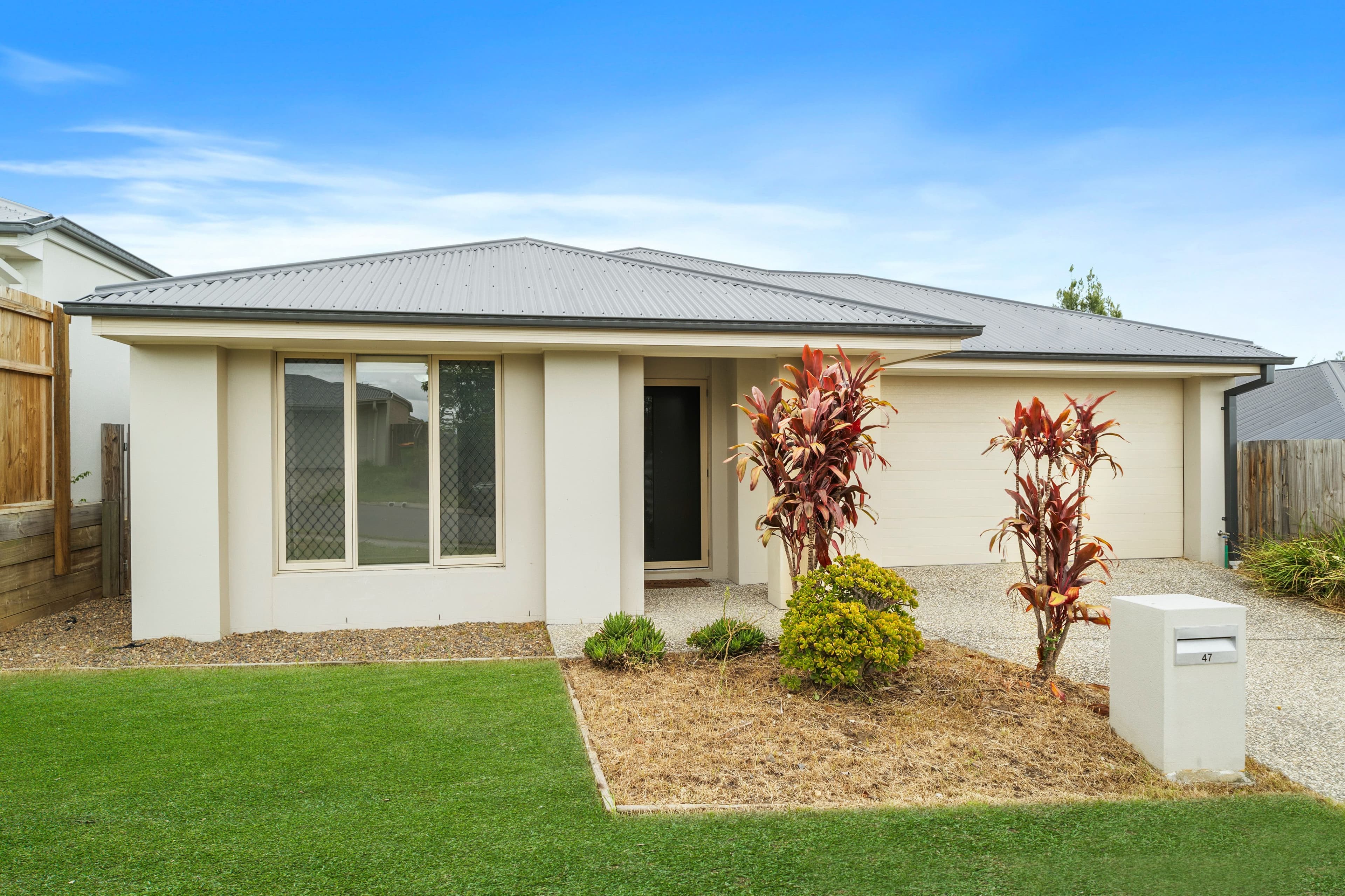 47 Dubai Circuit, SPRING MOUNTAIN QLD 4300, Spring Mountain - Image 1