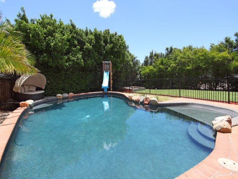 3 Capricorn Place, BRIDGEMAN DOWNS QLD 4035, Bridgeman Downs - Thumbnail 2