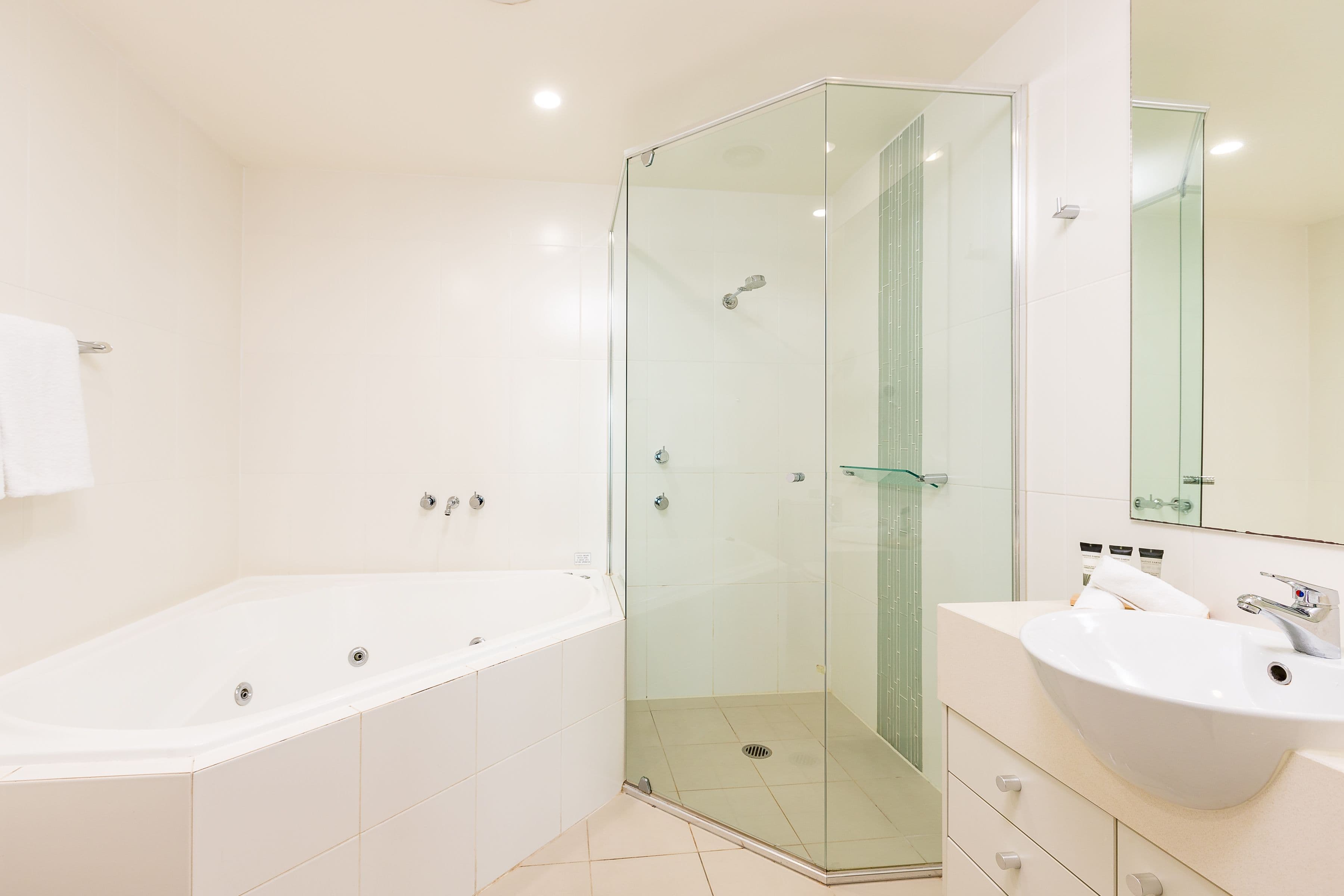 242 Sandy Point Road, Salamander Bay - Thumbnail 4