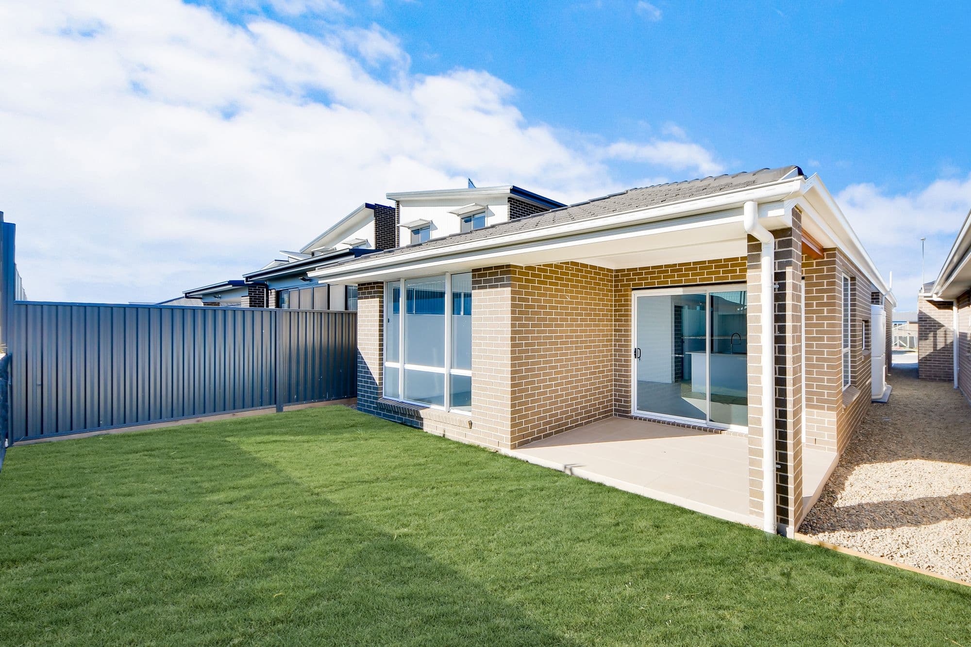 207 Village Circuit, Gregory Hills - Thumbnail 3
