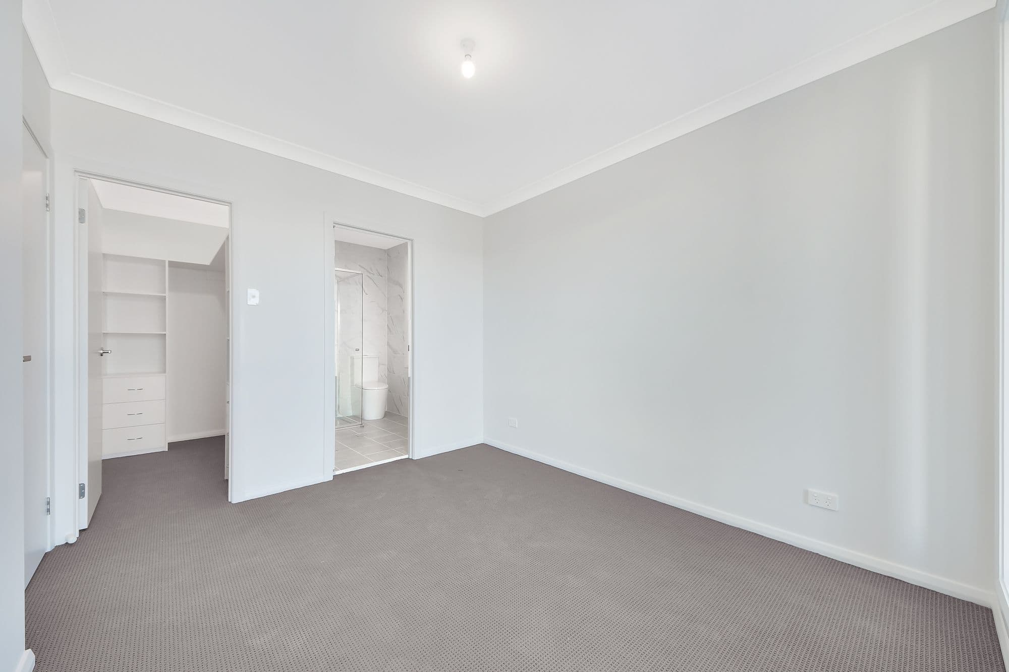 207 Village Circuit, Gregory Hills - Thumbnail 7