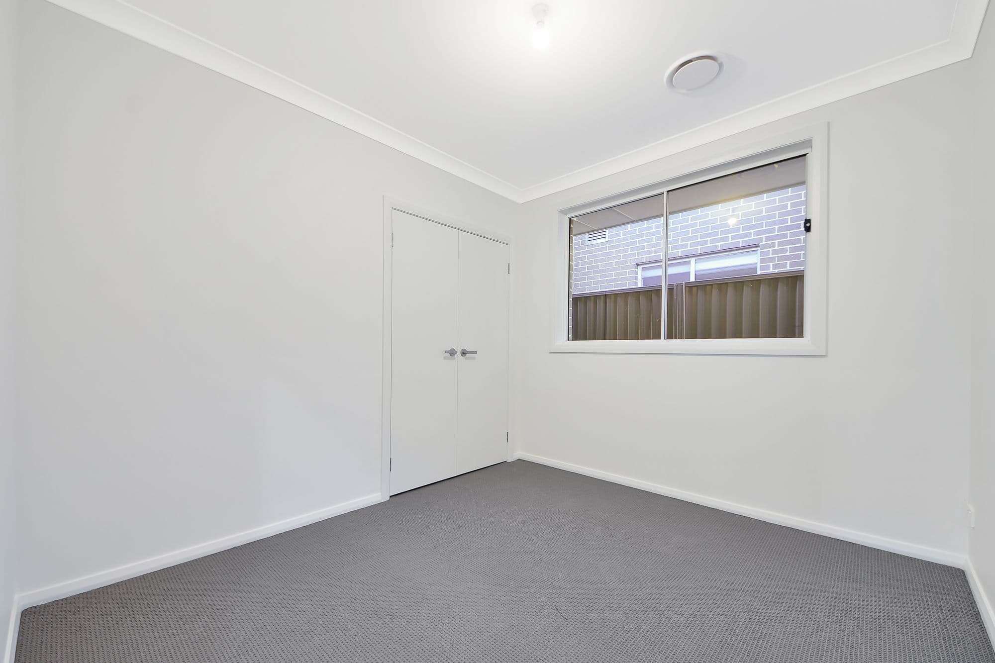 207 Village Circuit, Gregory Hills - Thumbnail 8