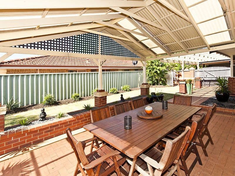 33 Southacre Drive, CANNING VALE WA 6155, Canning Vale - Thumbnail 2
