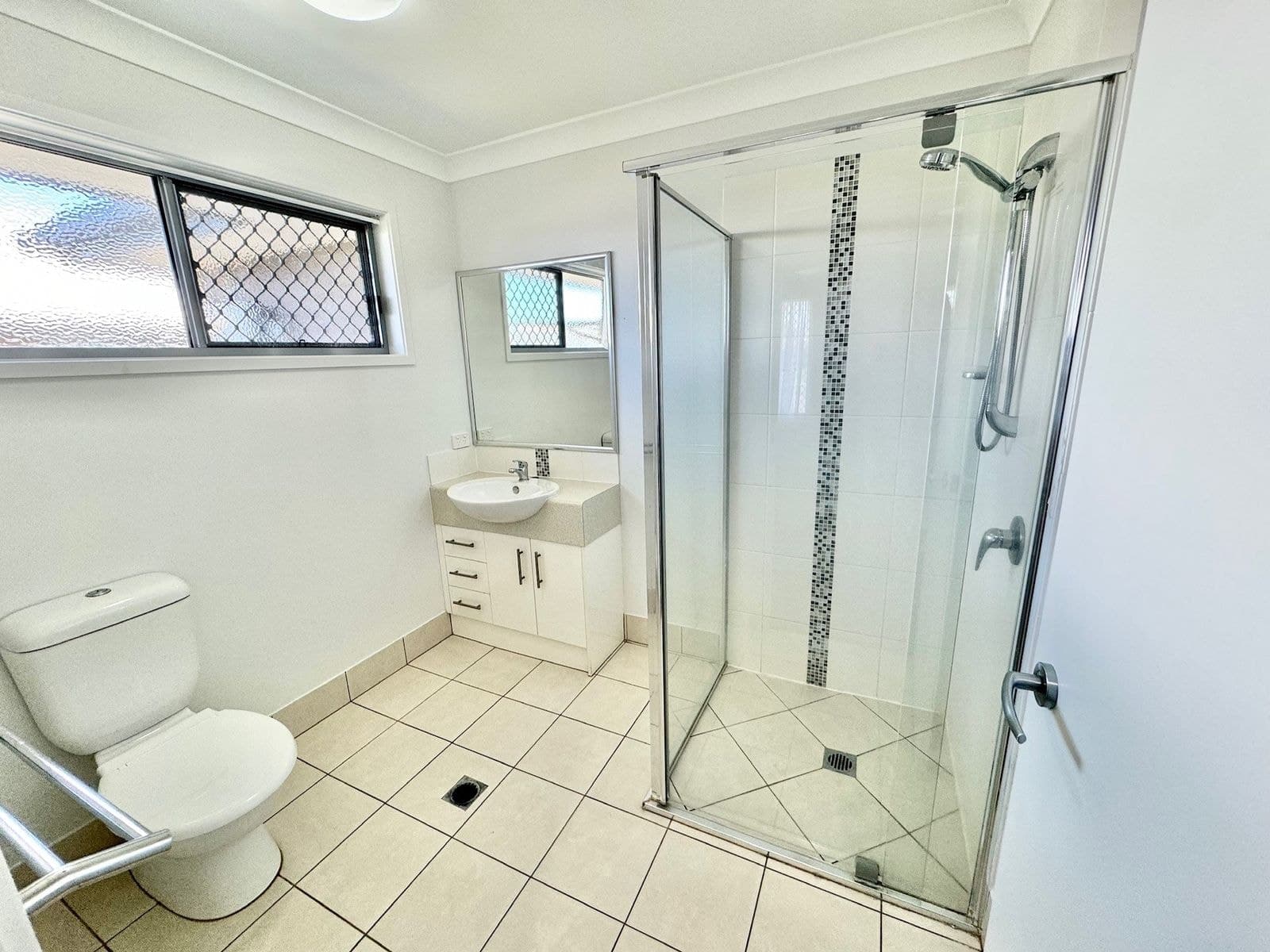 5 Hayes Close, Chinchilla QLD 4413, Chinchilla - Thumbnail 4