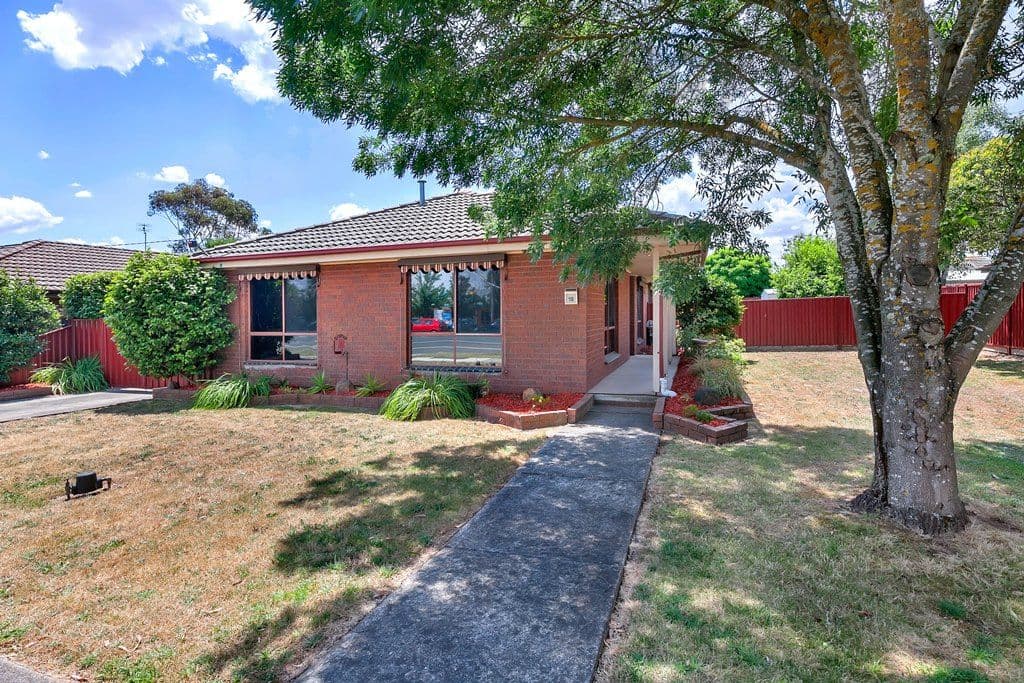 110 Cuthberts Road, Alfredton VIC 3350, Alfredton - Image 1
