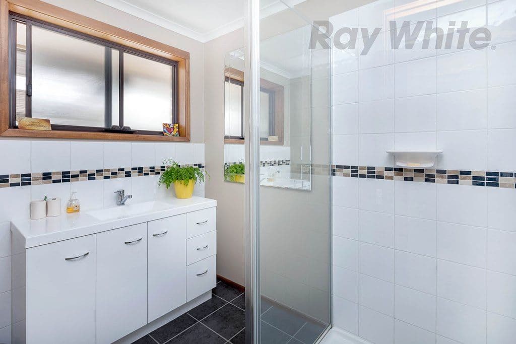 110 Cuthberts Road, Alfredton VIC 3350, Alfredton - Thumbnail 6