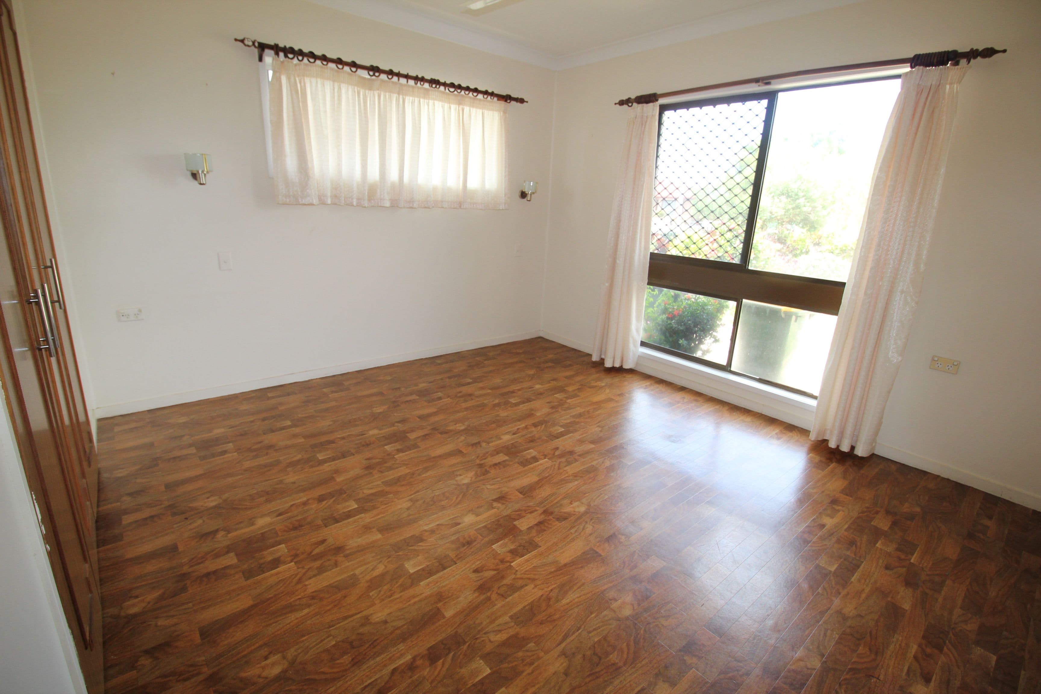 27 Hardy Street, Ingham QLD 4850, Ingham - Thumbnail 5