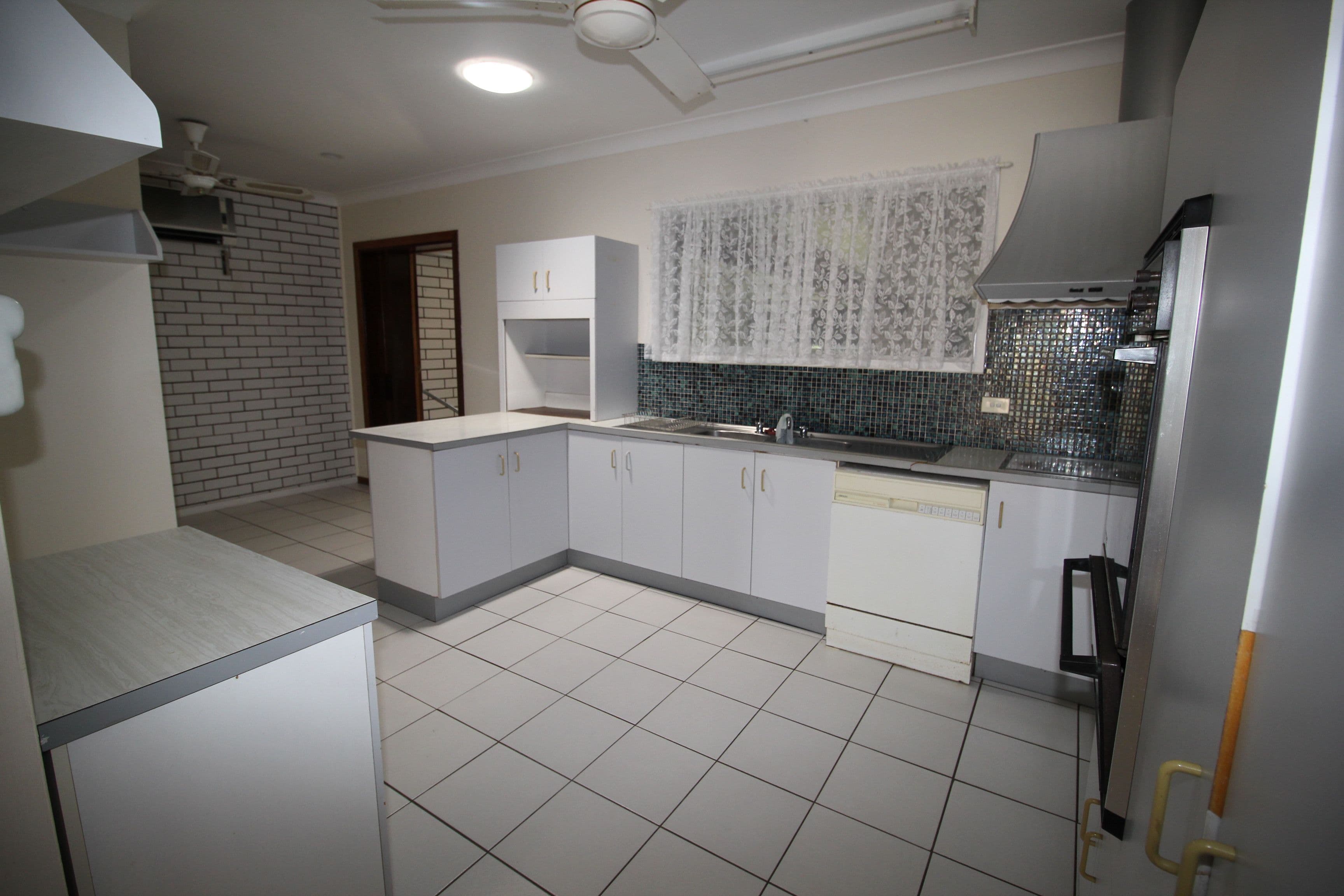 27 Hardy Street, Ingham QLD 4850, Ingham - Thumbnail 6