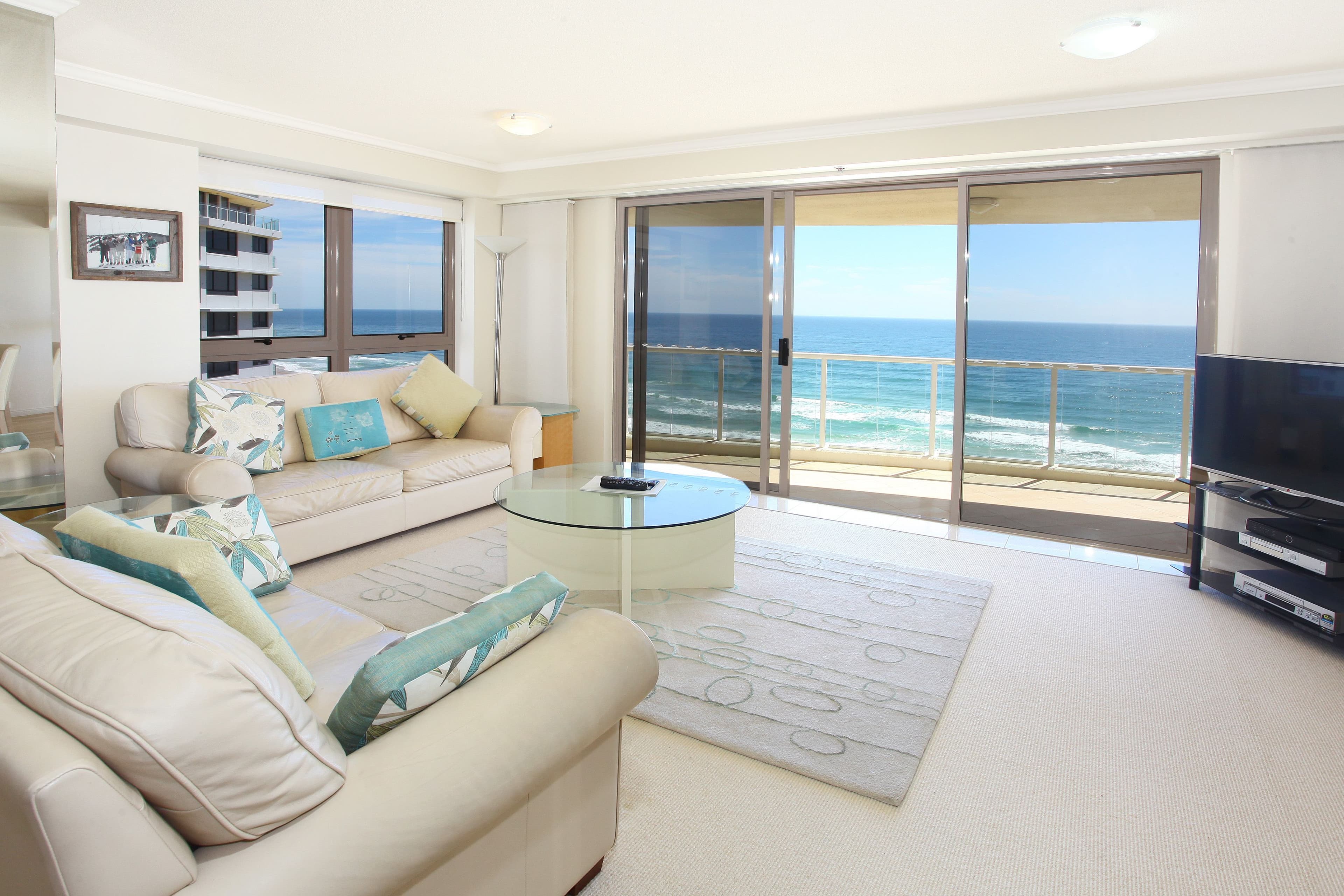 14B 'La Sabbia' 74 Old Burleigh Road, Surfers Paradise QLD 4217, Surfers Paradise - Thumbnail 3