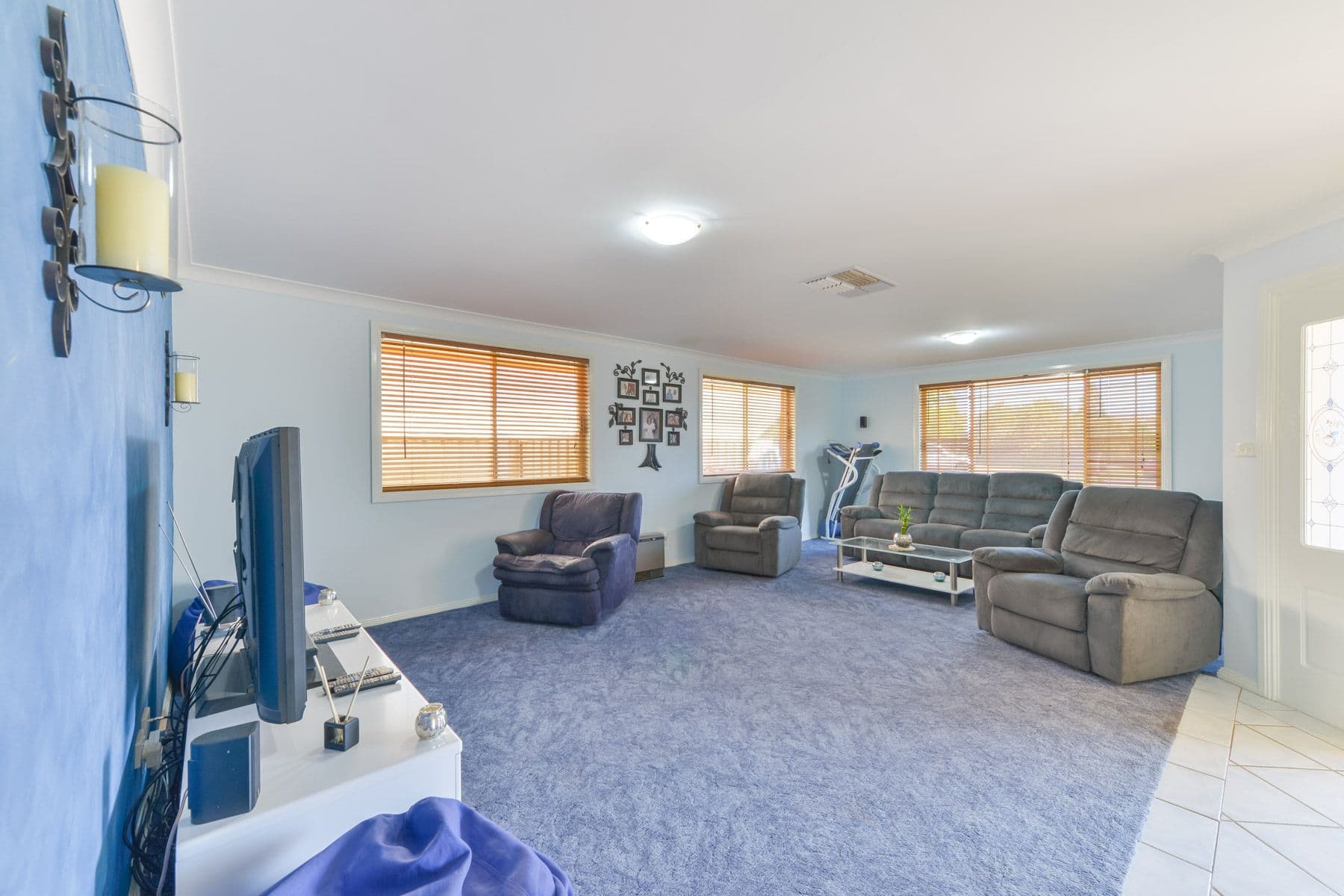 11 Giles Place, Westdale - Thumbnail 2