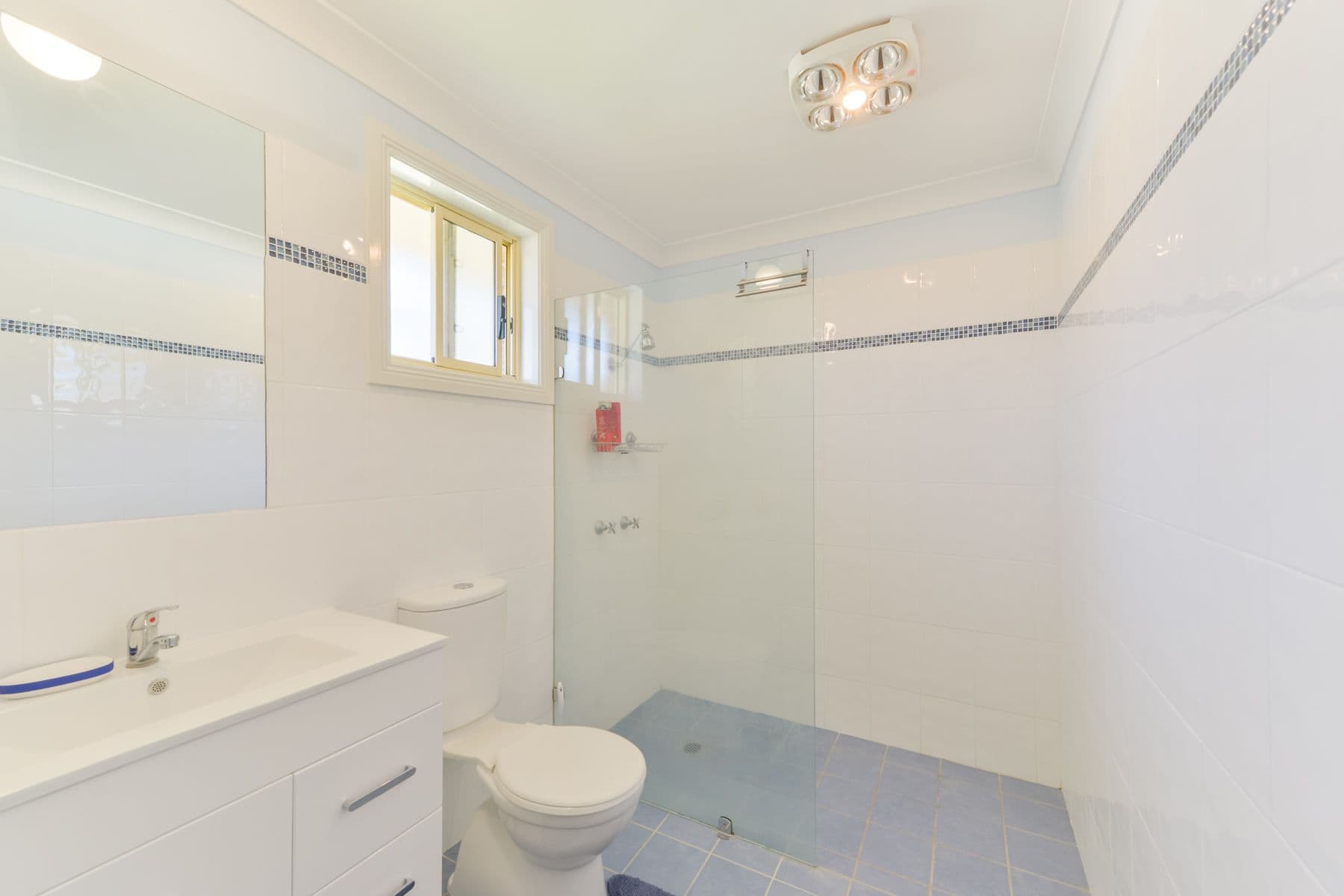 11 Giles Place, Westdale - Thumbnail 7