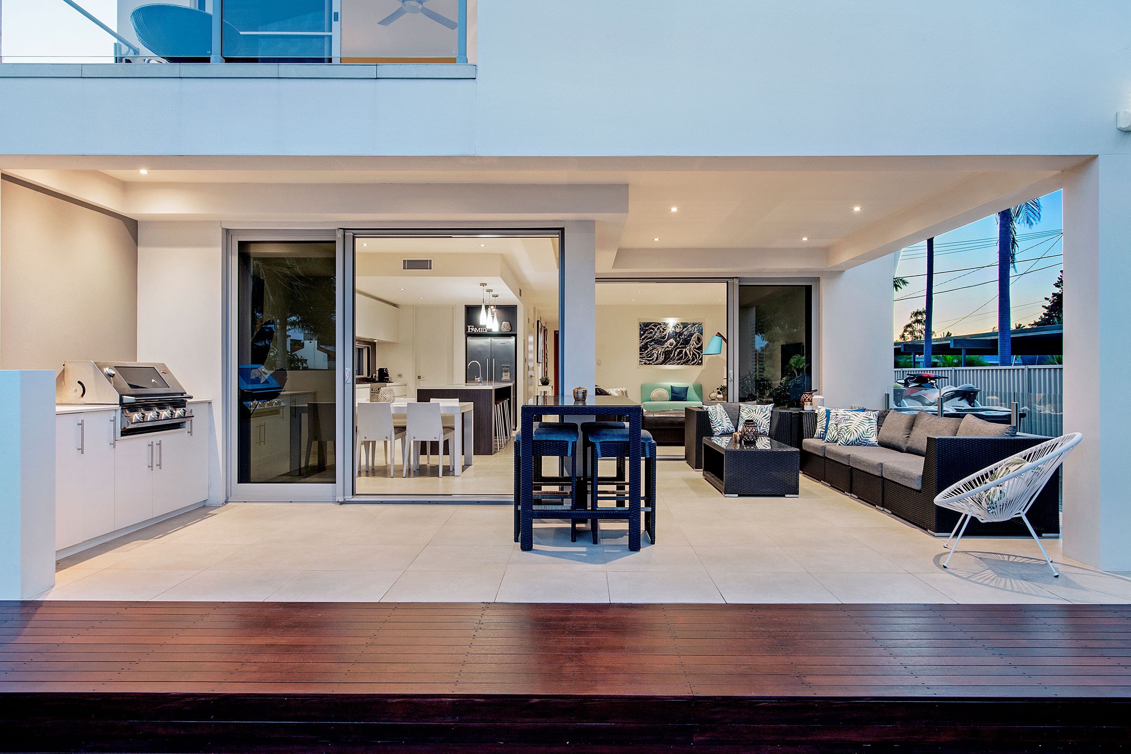 7 Verdichio Avenue, Mermaid Waters QLD 4218, Mermaid Waters - Thumbnail 2