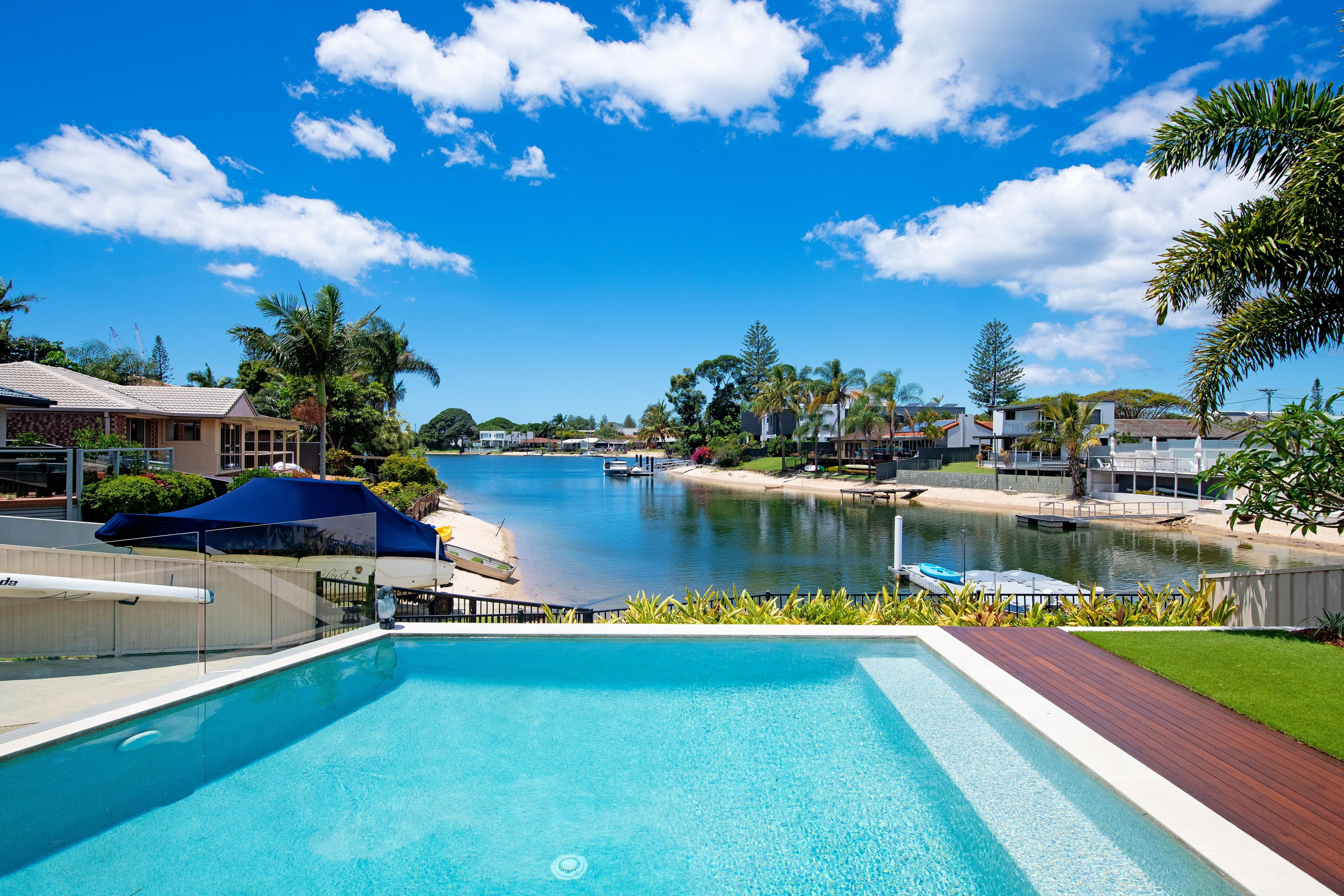 7 Verdichio Avenue, Mermaid Waters QLD 4218, Mermaid Waters - Thumbnail 4