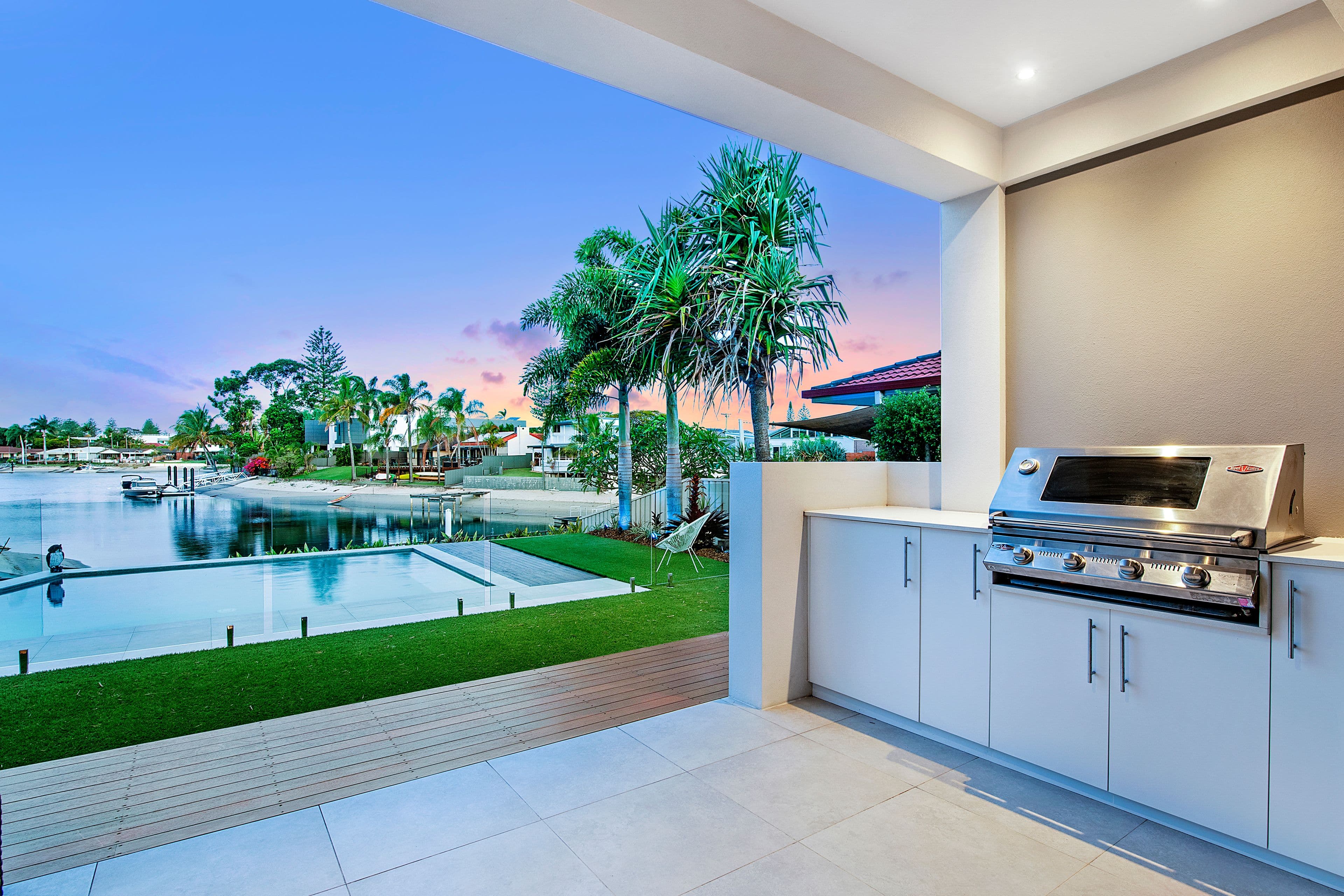 7 Verdichio Avenue, Mermaid Waters QLD 4218, Mermaid Waters - Thumbnail 8