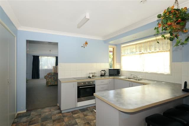 2A McWilliam Street, WILSONTON QLD 4350, Wilsonton Heights - Thumbnail 2