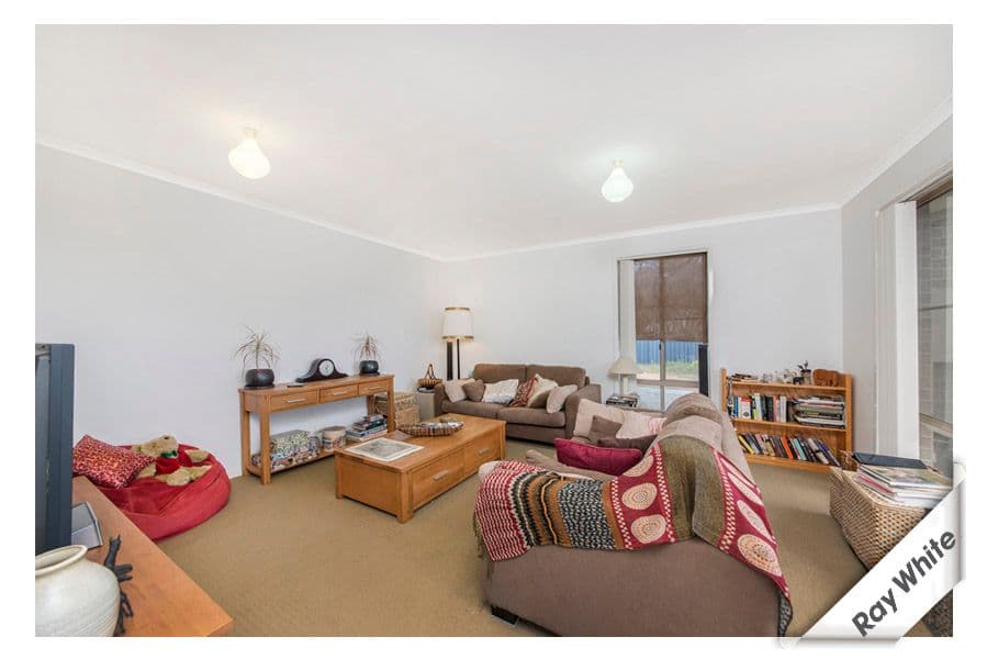 4 Tuckett Place, CALWELL ACT 2905, Calwell - Thumbnail 2